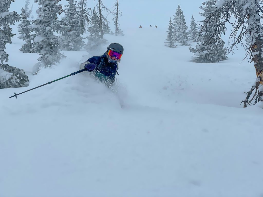 amanda skiing wolf creek