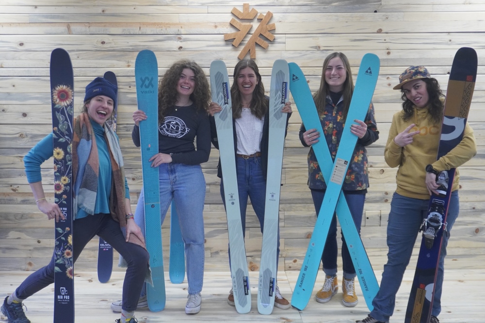 2023 womens skis