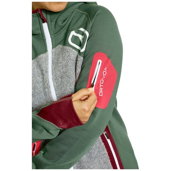 fleece plus classic knit hoody
