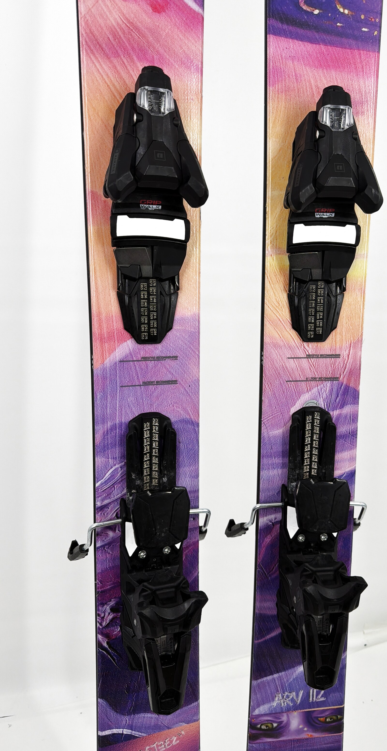2026 Armada ARV 112 Skis Mid
