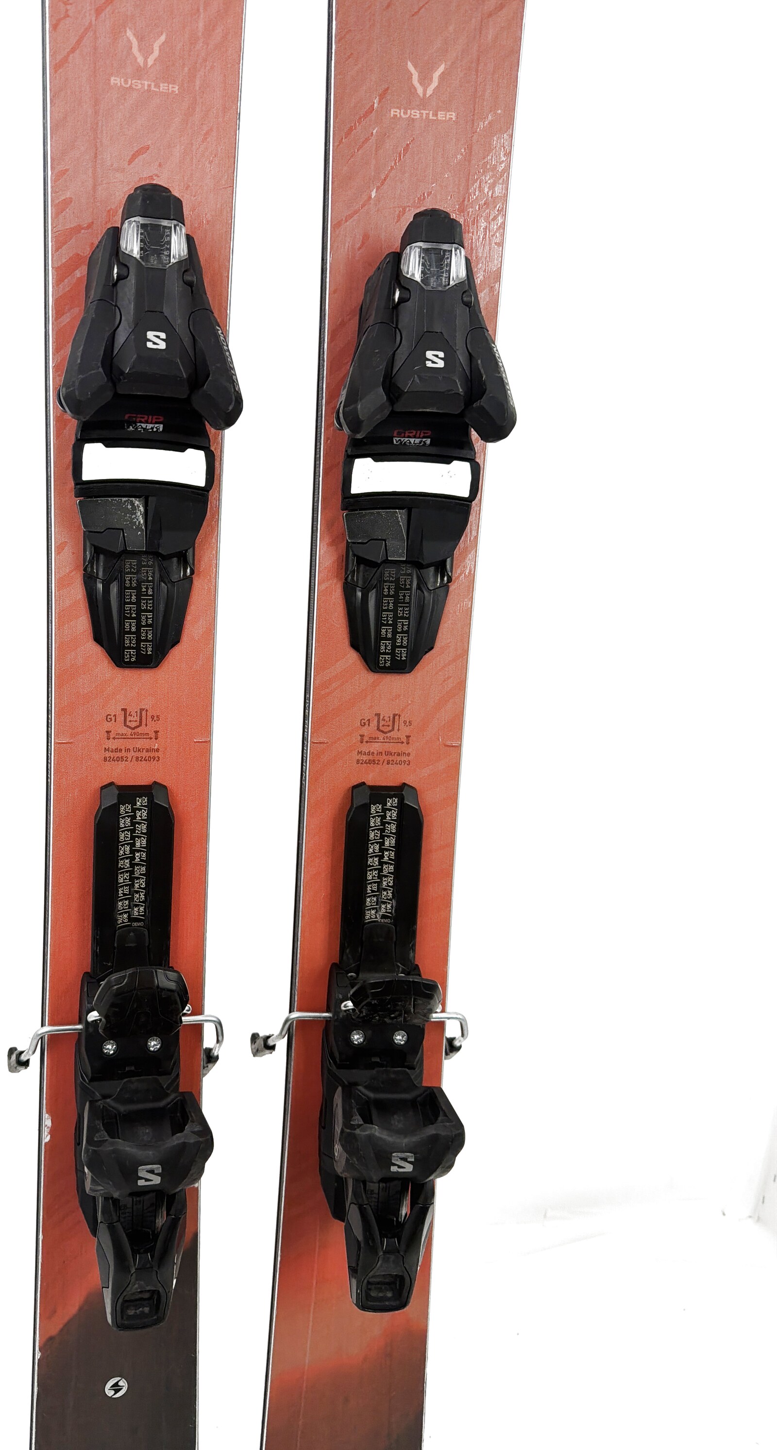 2025 Blizzard Rustler 9 Skis Mid