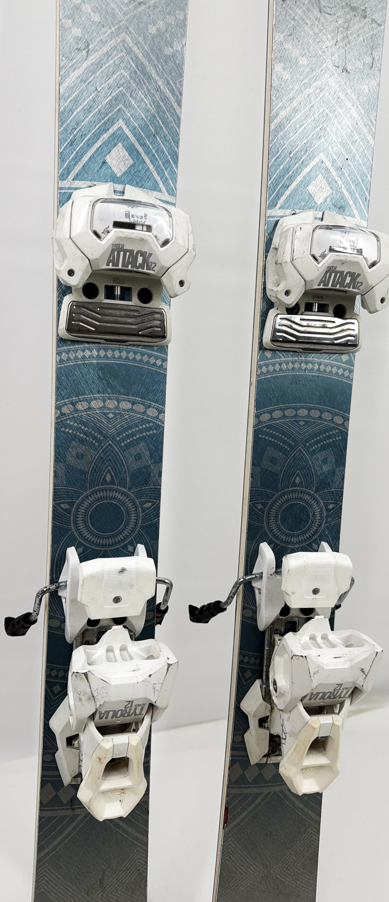 2022 Stockli Nela 88 Skis Mid