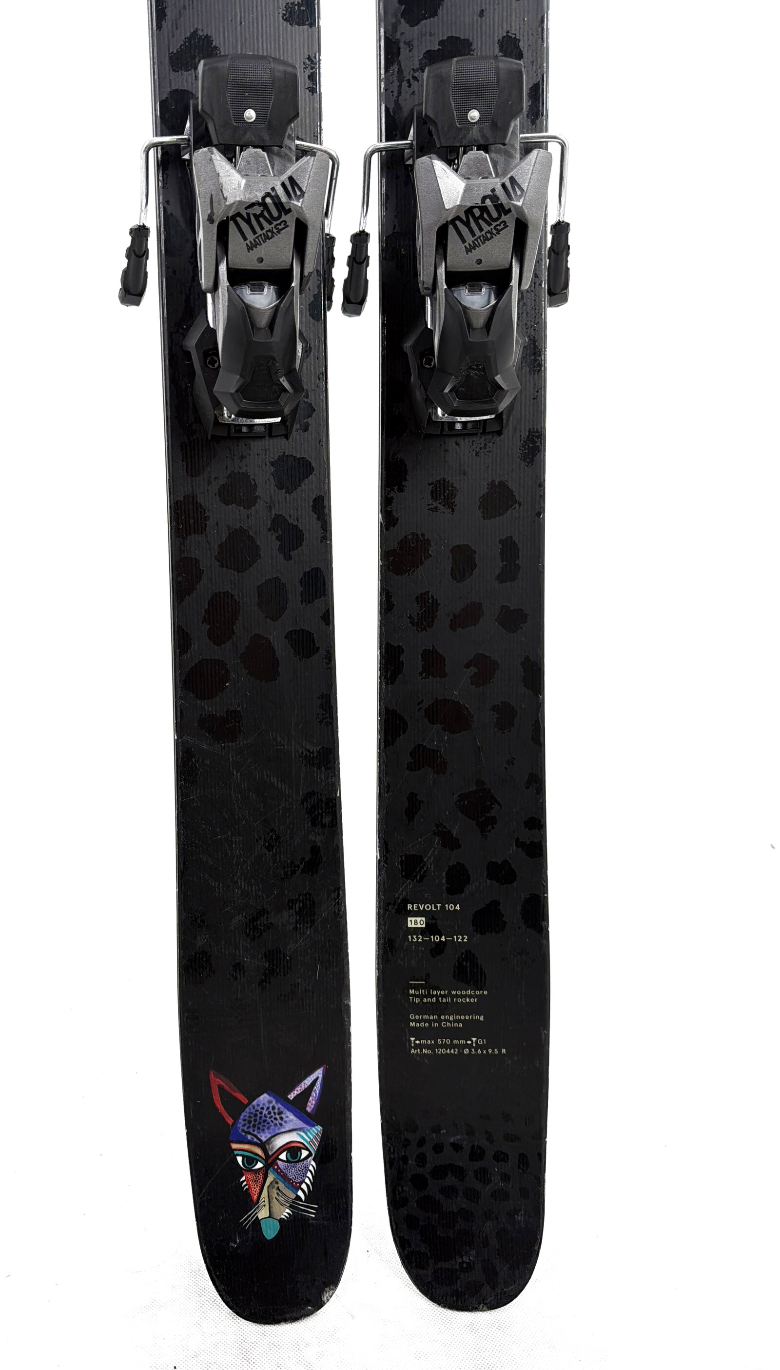 2022 Volkl Revolt 104 Skis Tail
