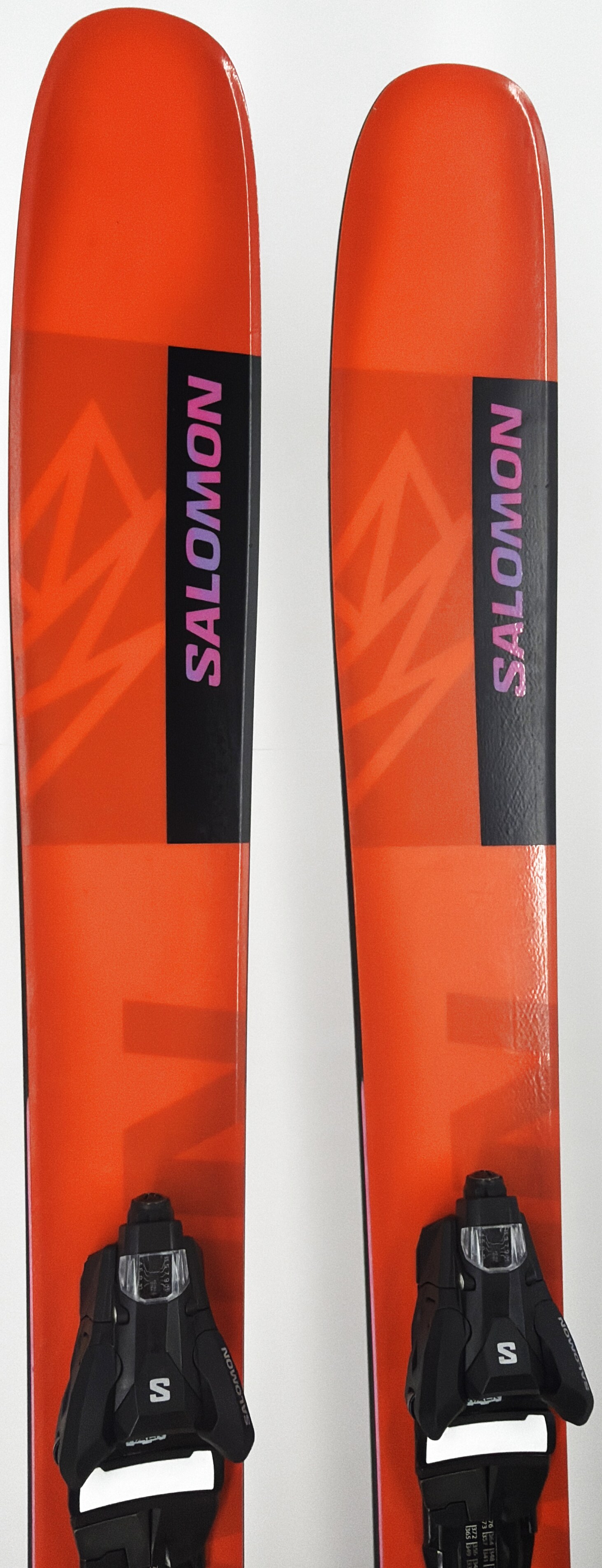 2025 Salomon QST 106 Skis Tip