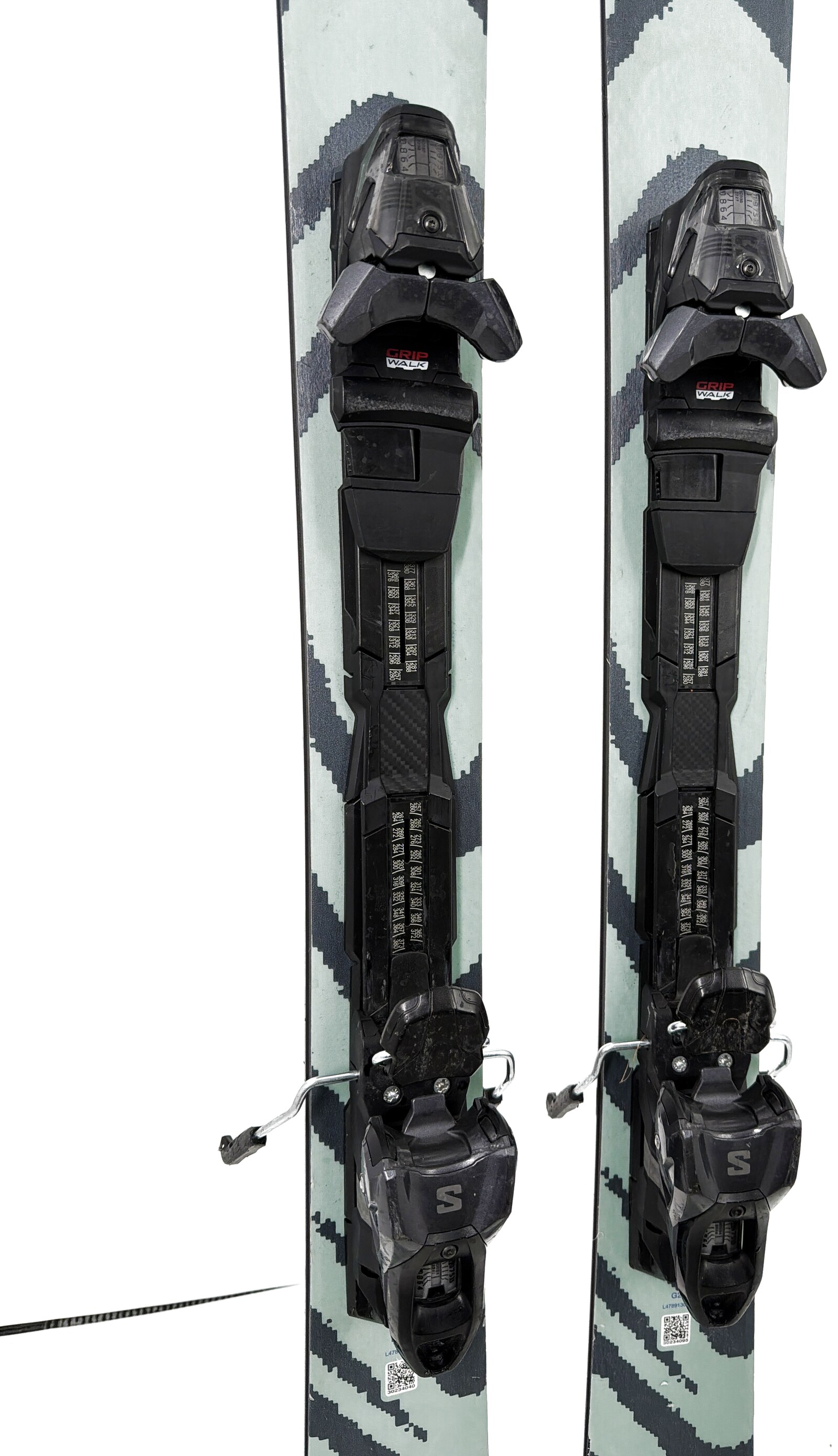 2026 Salomon QST 92 Skis Mid
