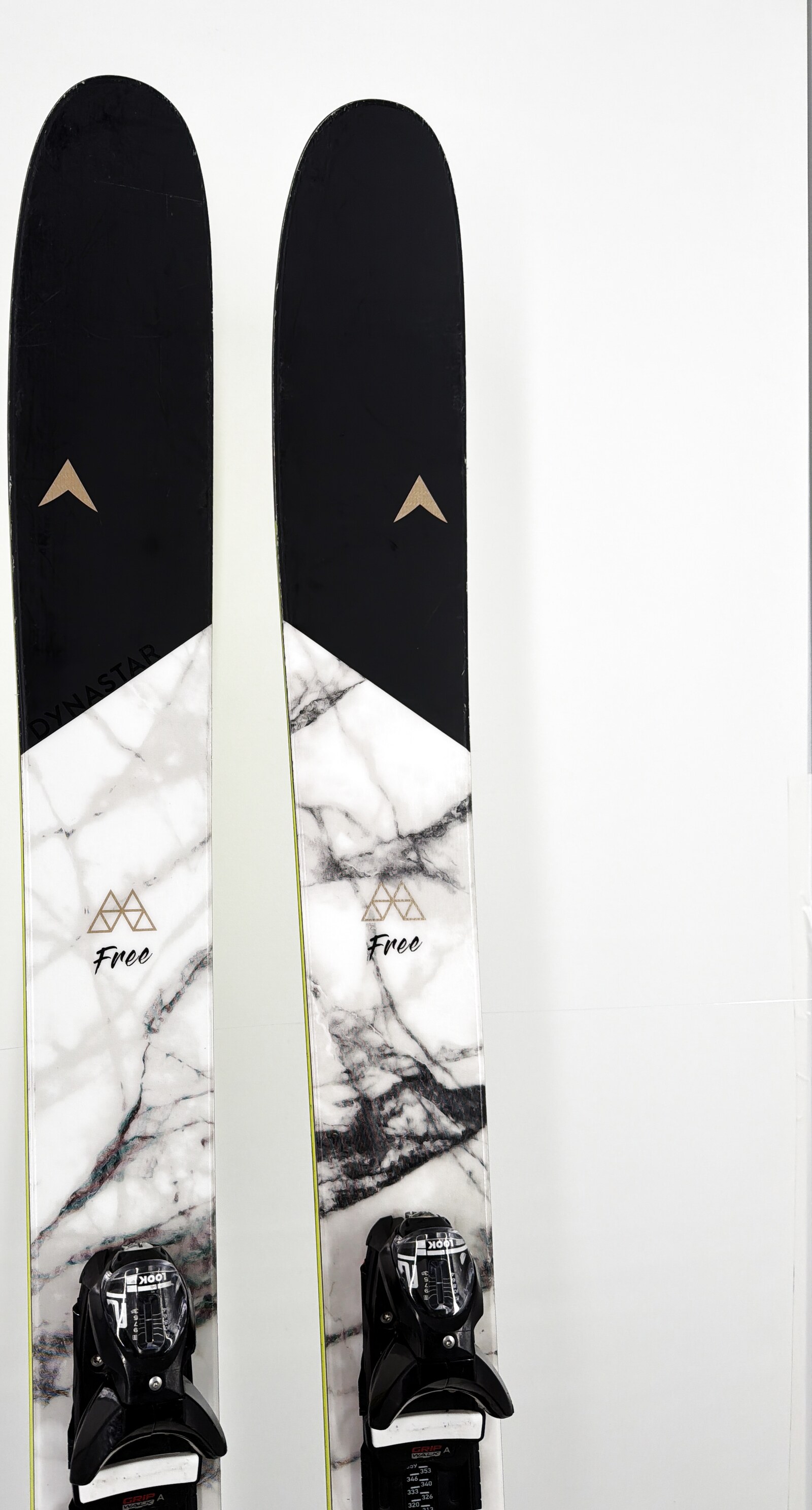 2024 Dynastar M Free 108 Skis Tip