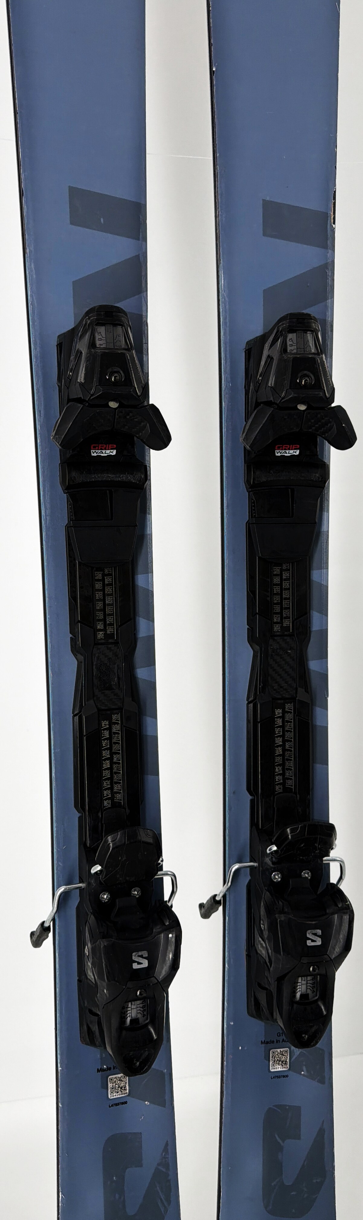 2025 Salomon QST 92 Skis Mid