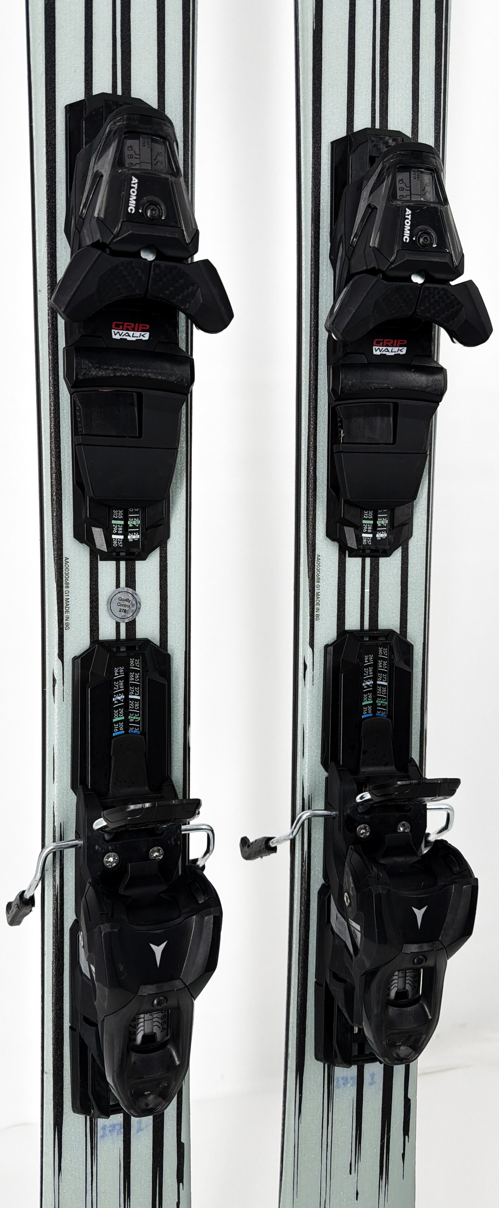 2026 Atomic Maverick 86 Skis Mid