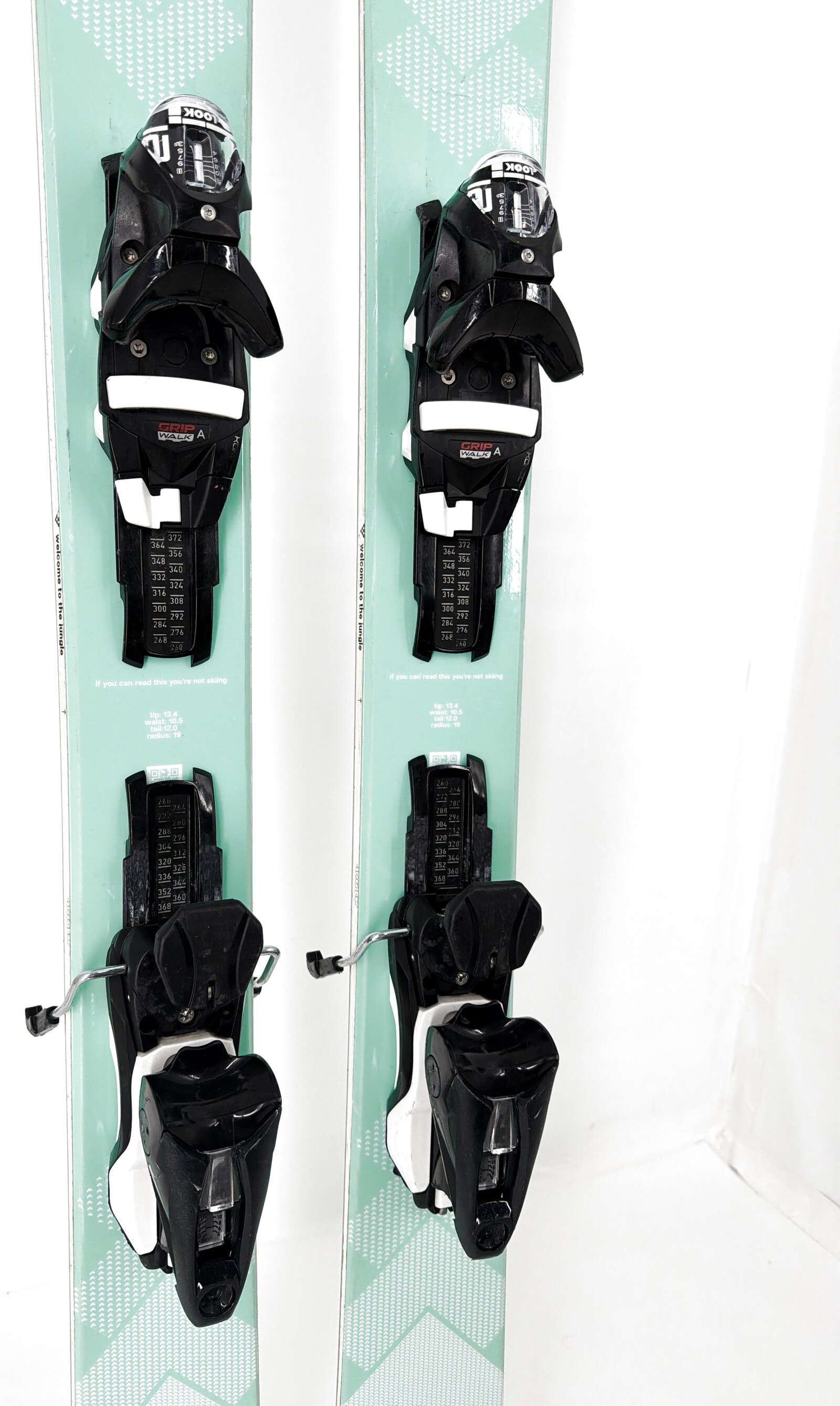 2025 Black Crows Atris Birdie Skis Mid