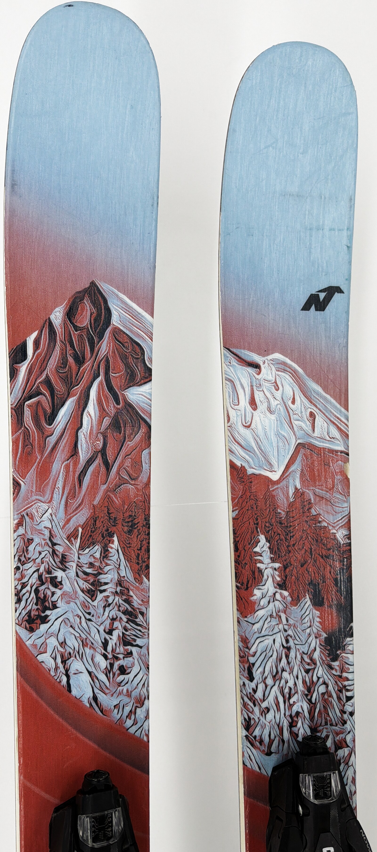 2025 Nordica Santa Ana 102 Skis Tip