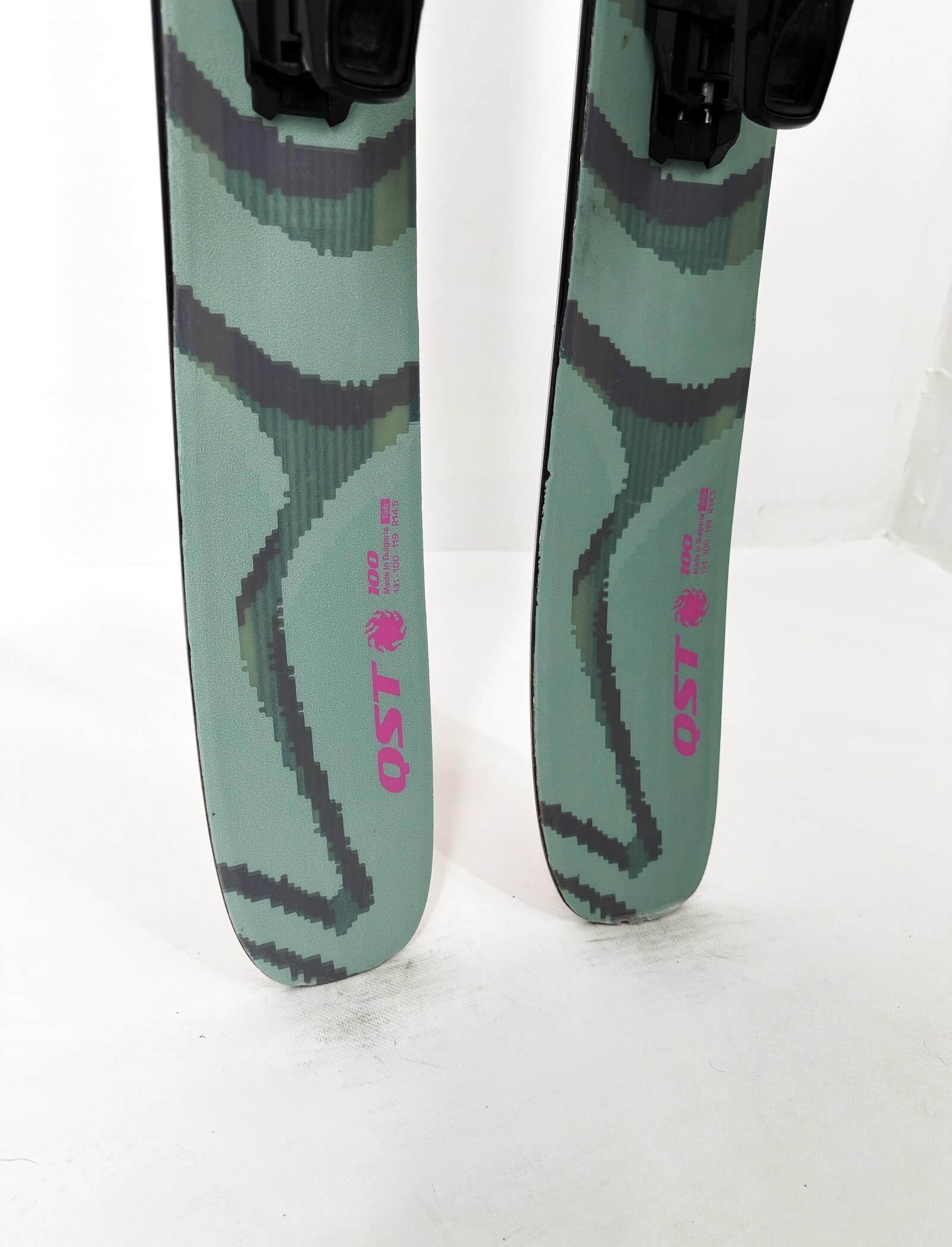 2026 Salomon QST 100 Skis Tail