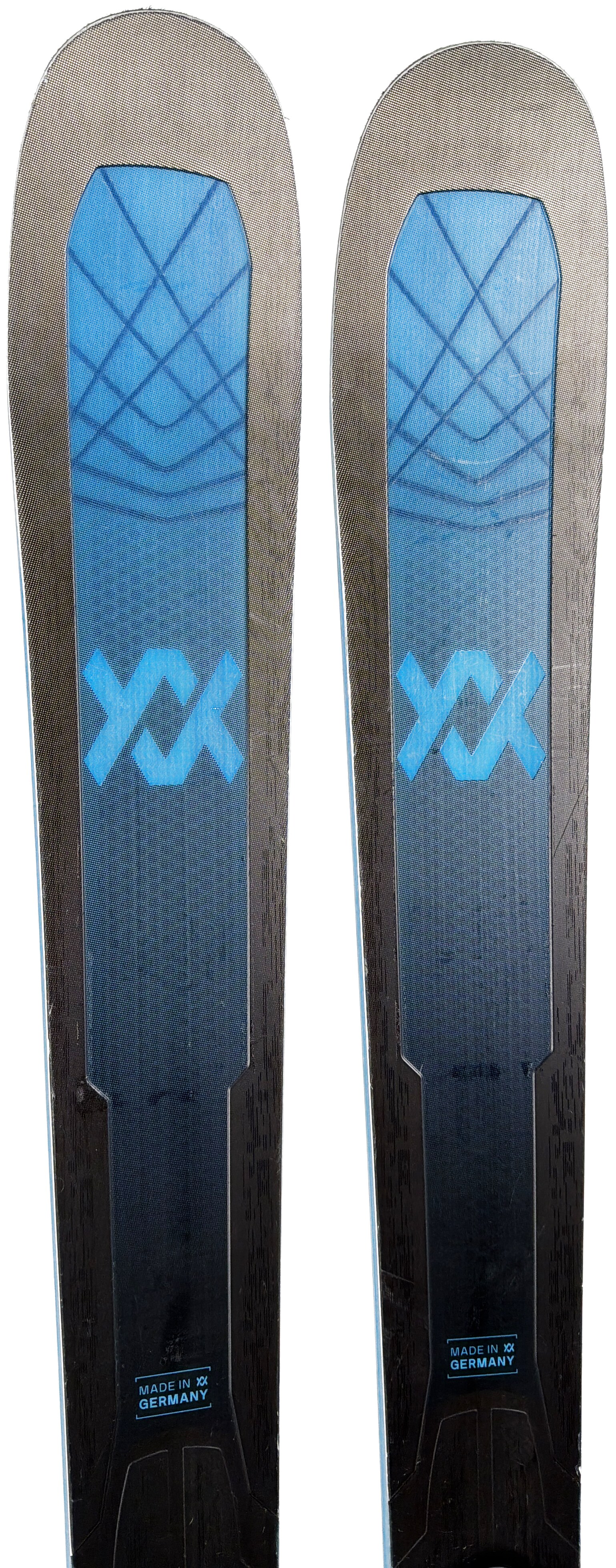 2025 Volkl Mantra 88 Skis Tip