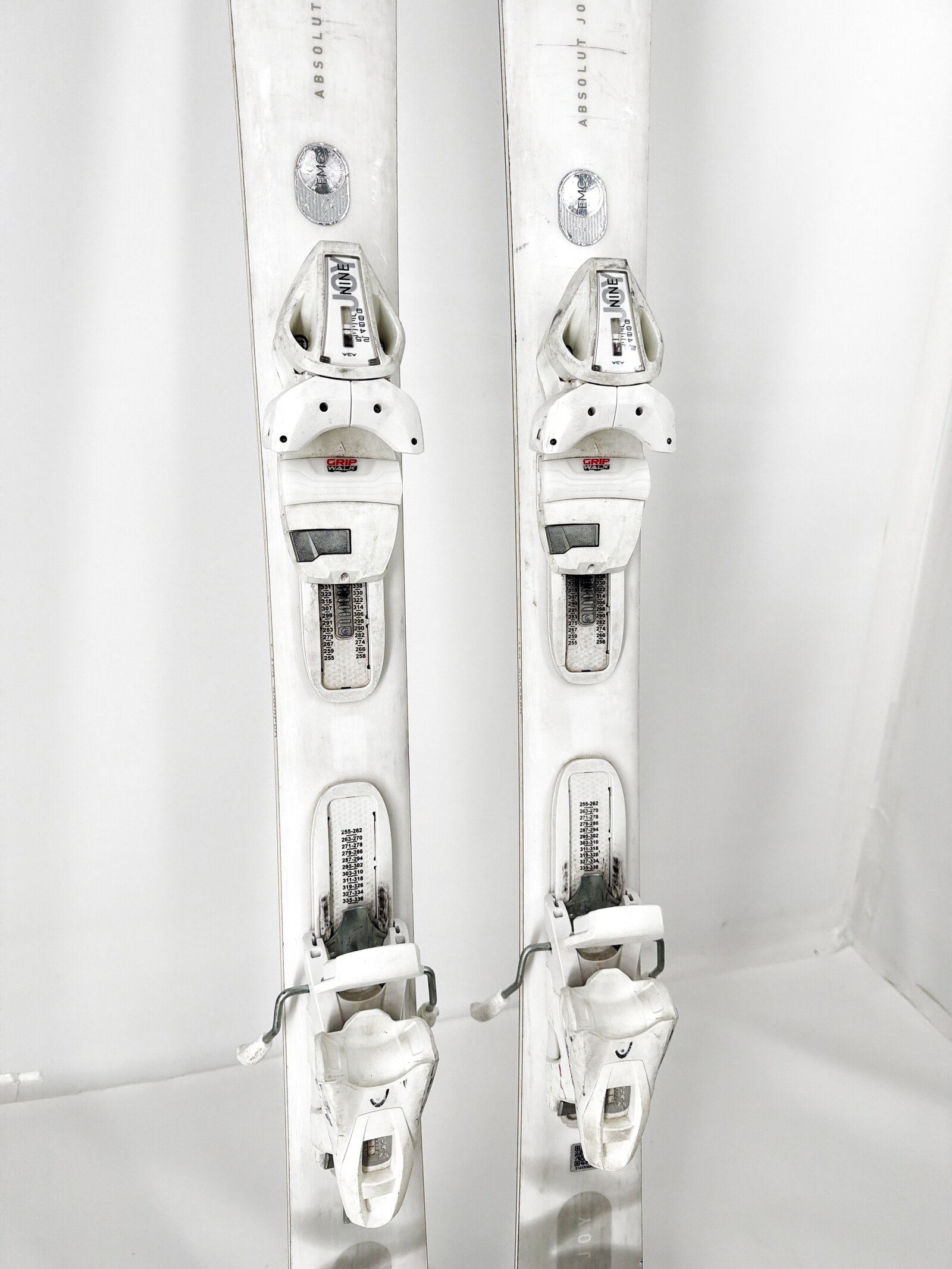 2024 Head Absolut Joy Skis Mid