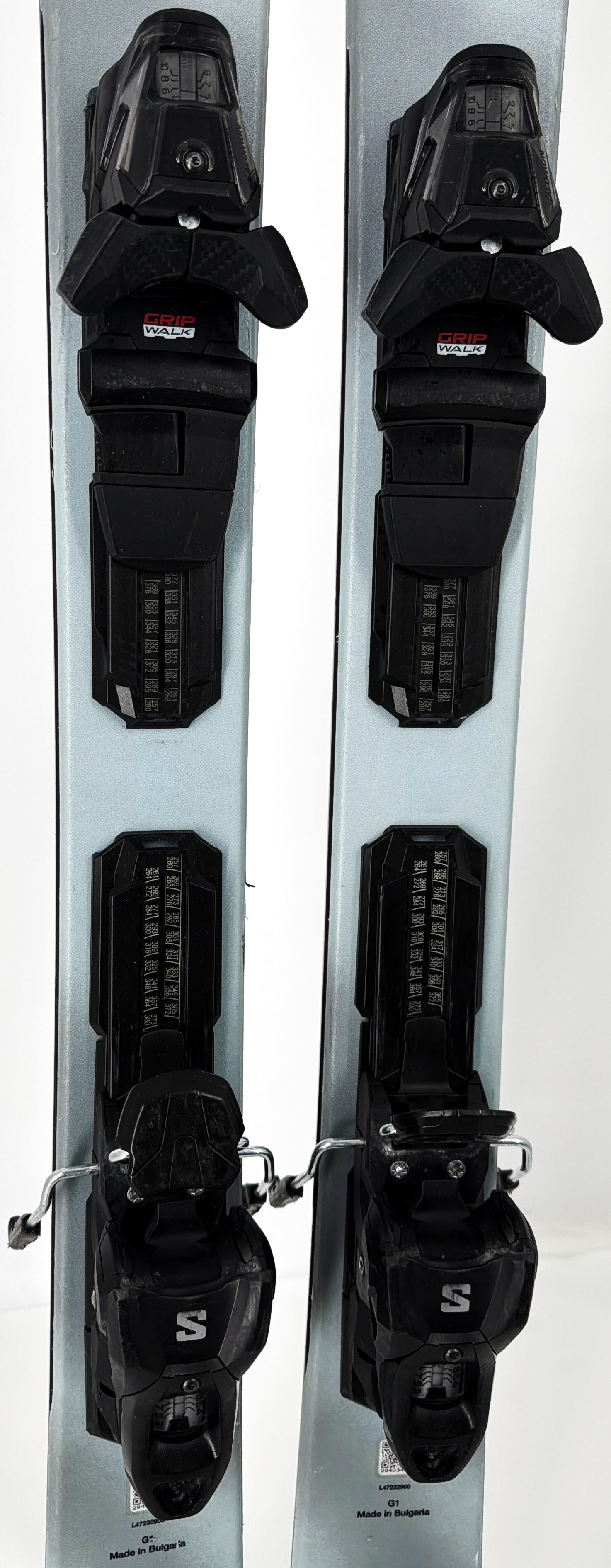 2025 Salomon QST Spark Skis Mid