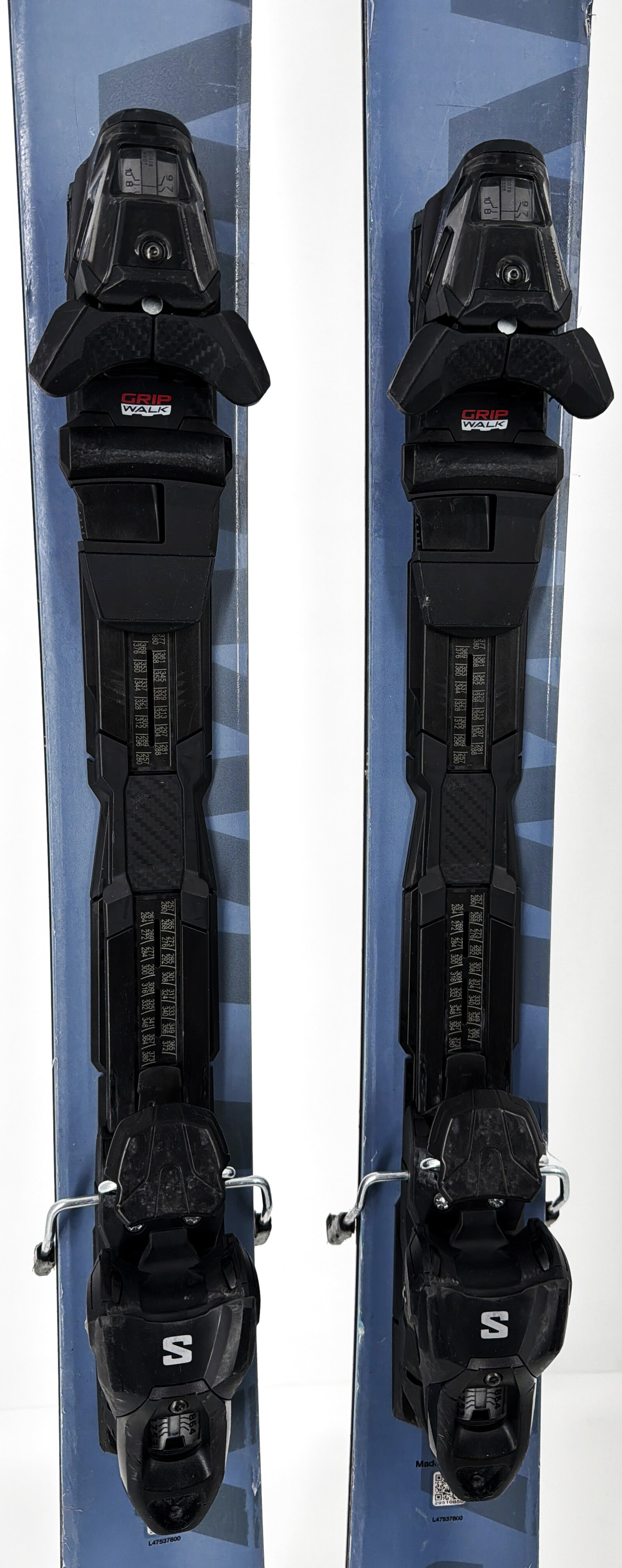 2025 Salomon QST 92 Skis Mid