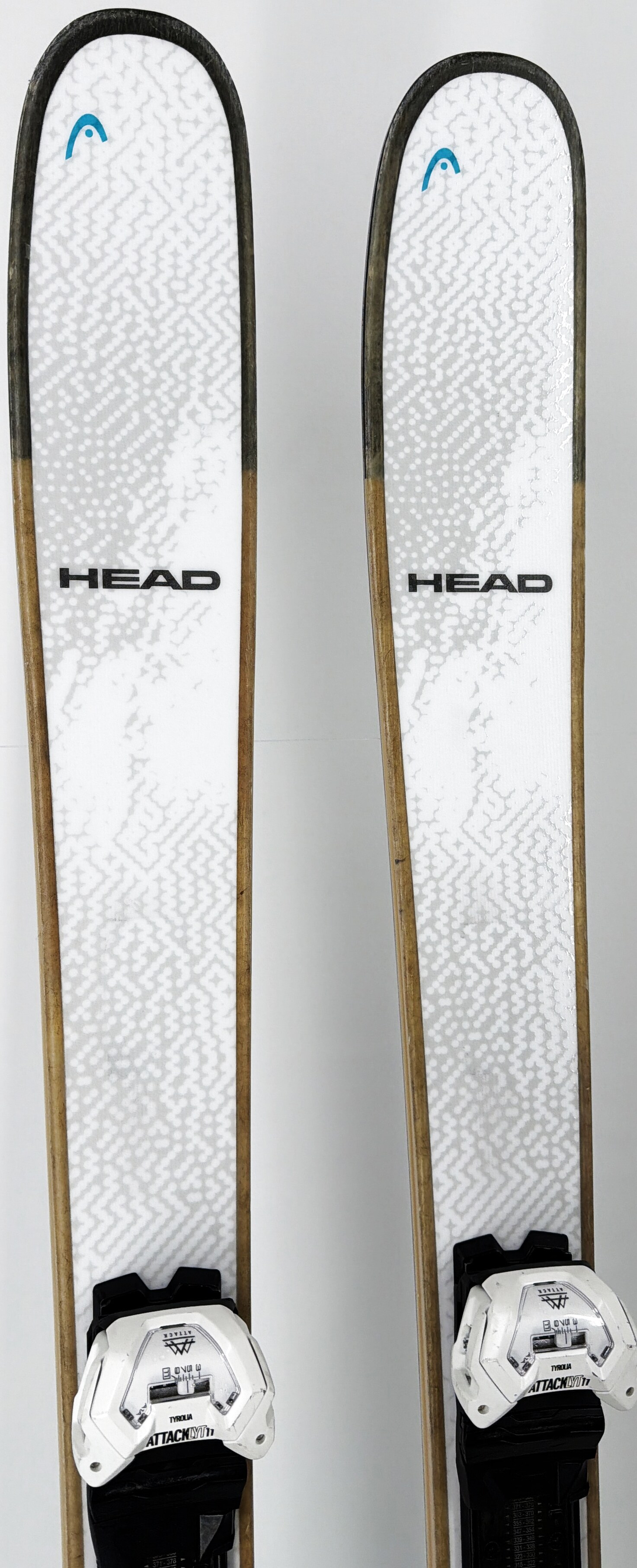 2026 Head Kore 93 Ti W Skis Tip