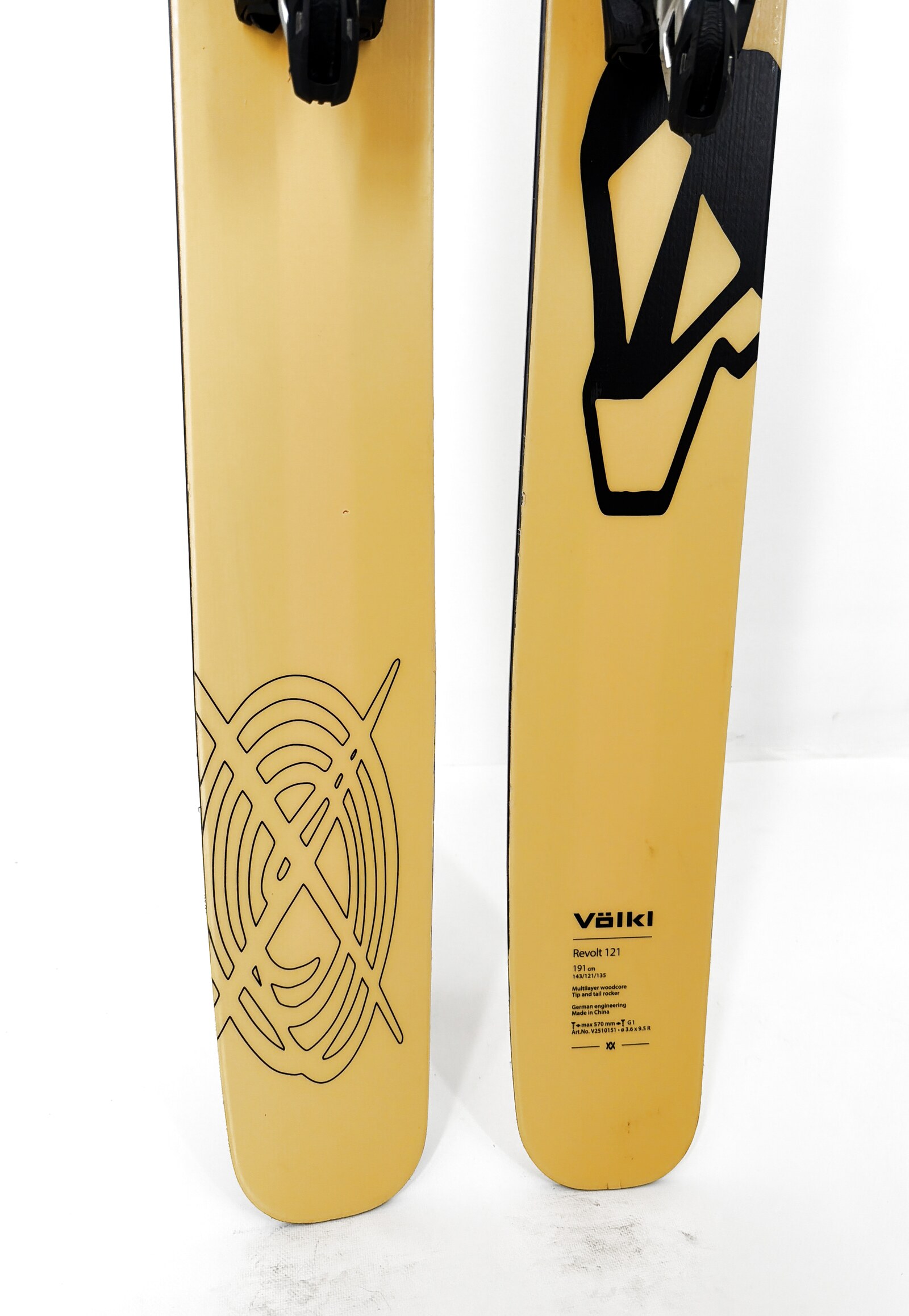 2026 Volkl Revolt 121 Skis Tail