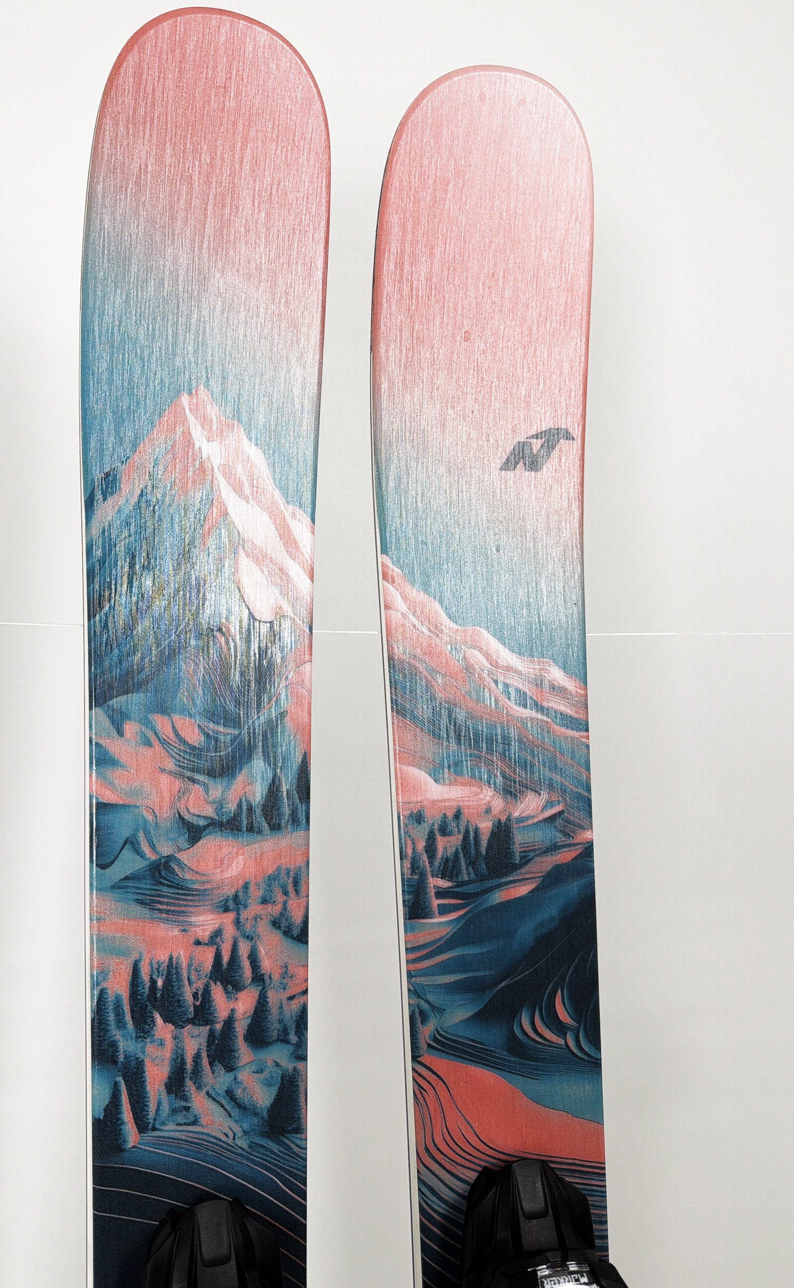 2027 Nordica Santa Ana 97 Skis Tip