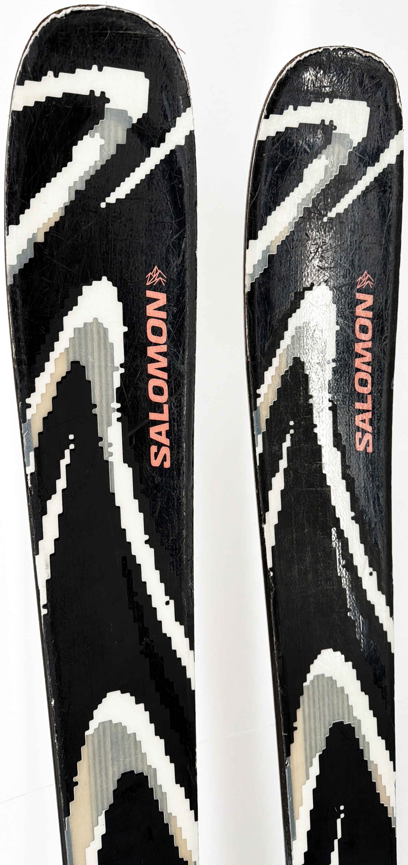 2026 Salomon QST 94 Skis Tip