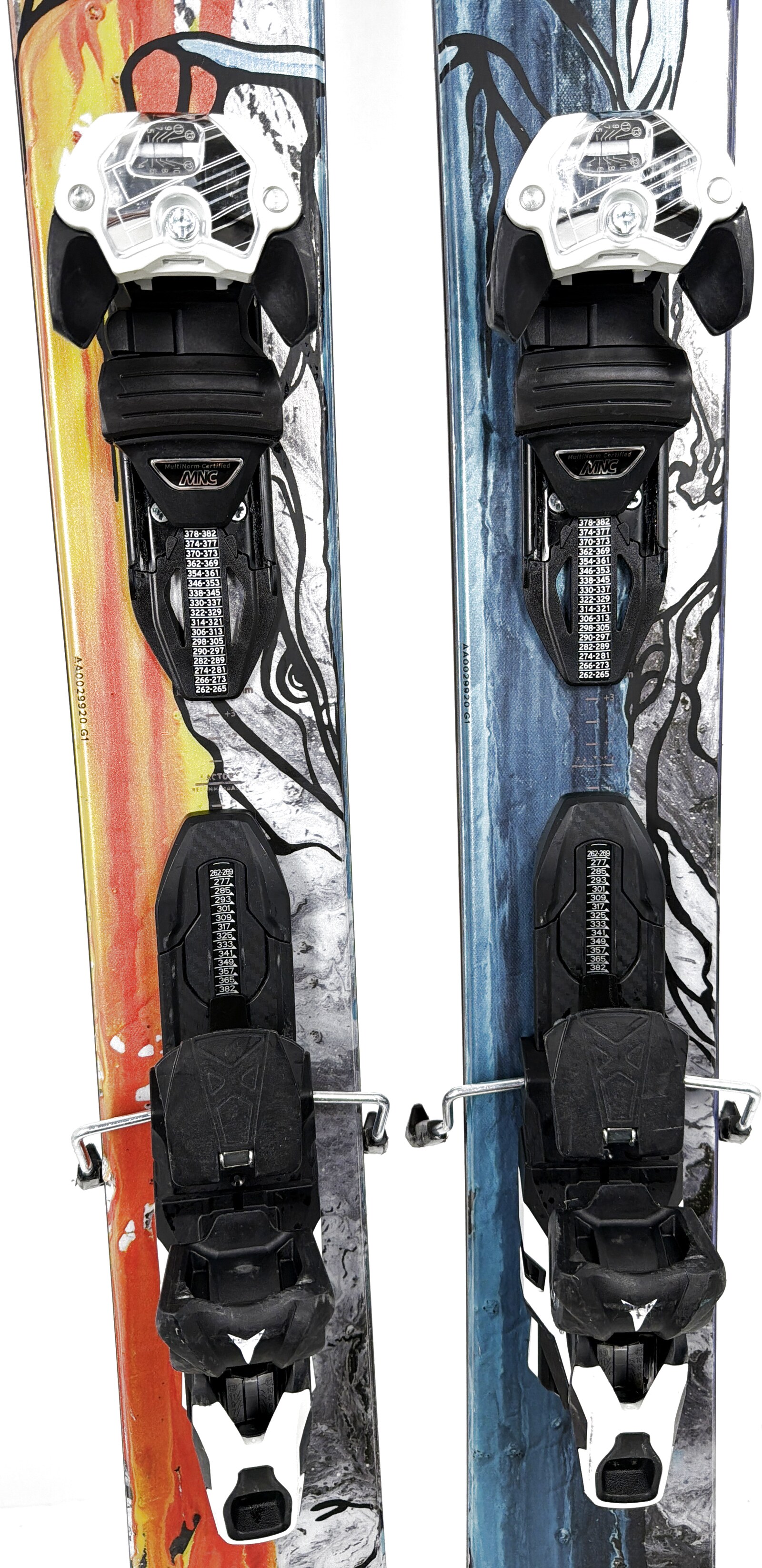 2024 Atomic Bent Chetler 120 Skis Mid
