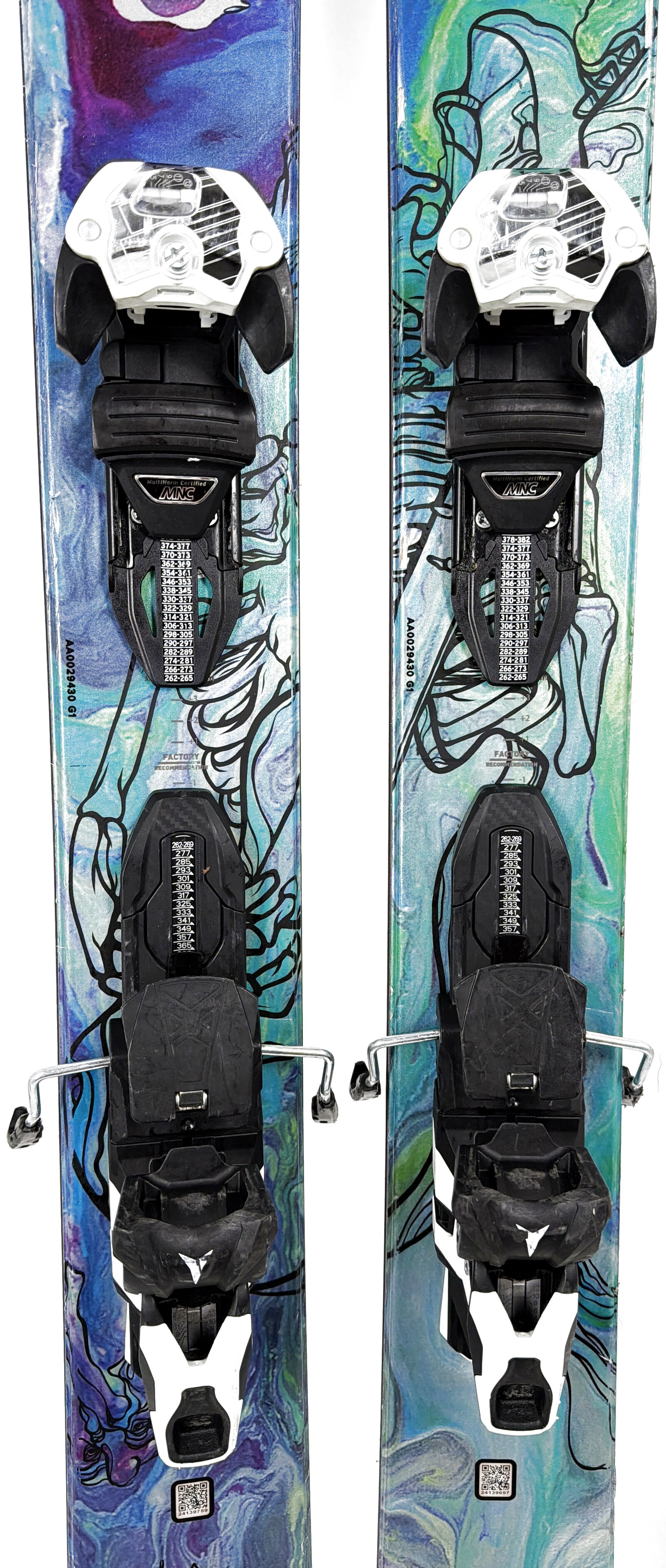 2023 Atomic Bent Chetler 120 Skis Mid