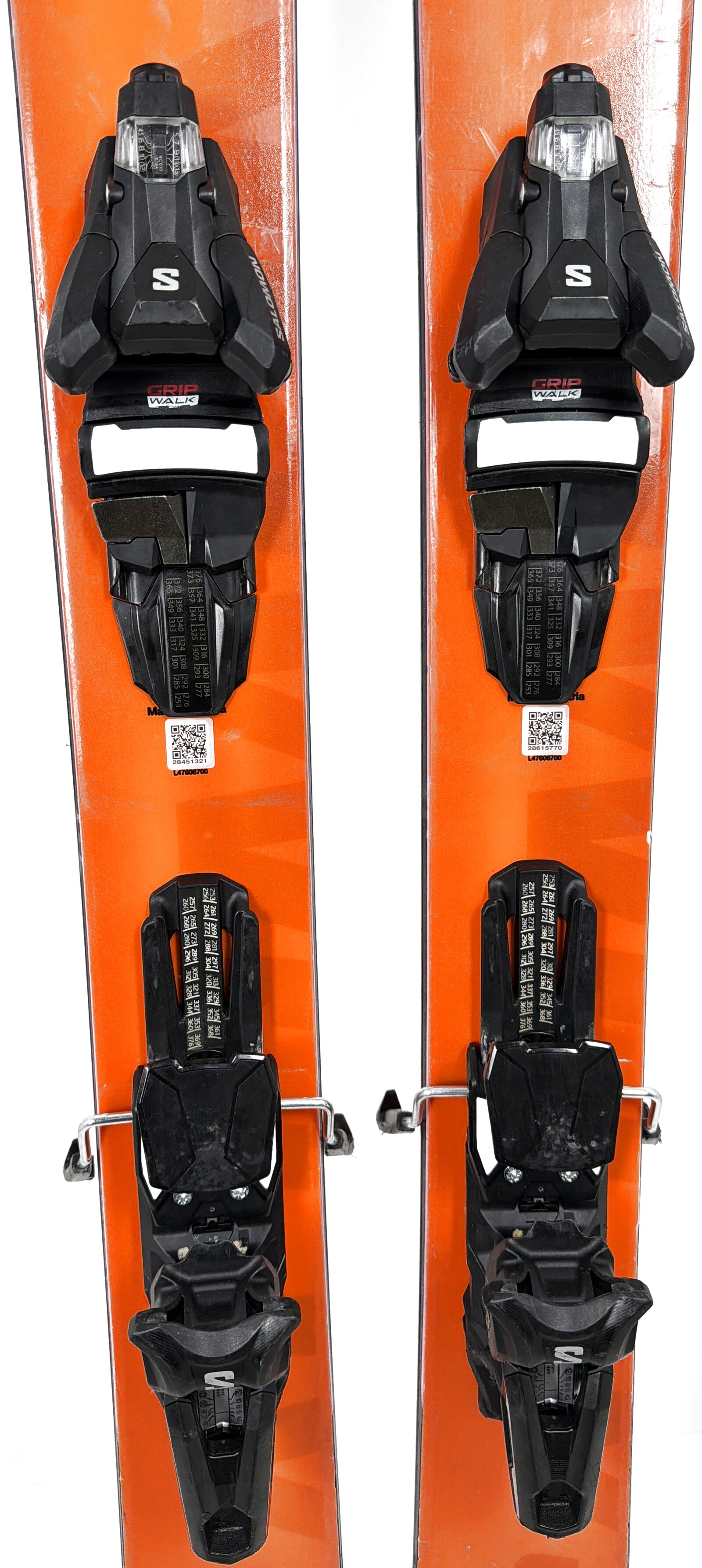 2025 Salomon QST 106 Skis Mid