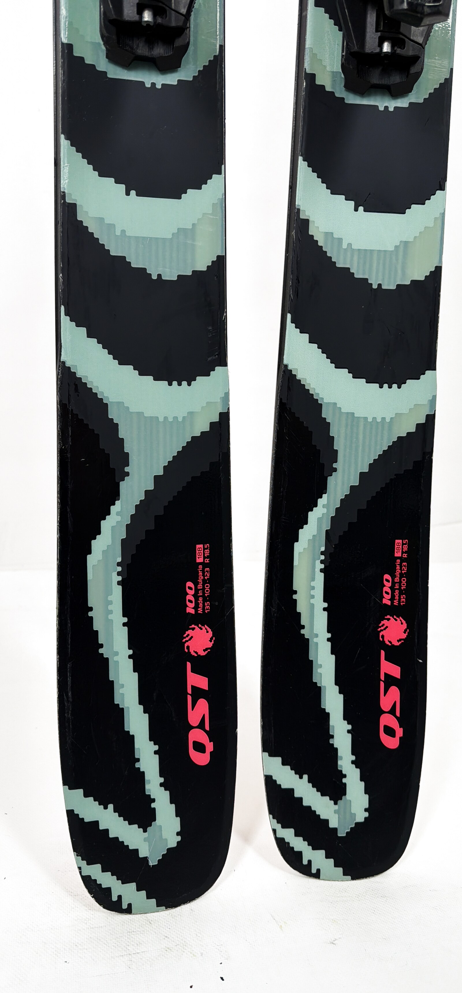 2027 Salomon QST 100 Skis Tail