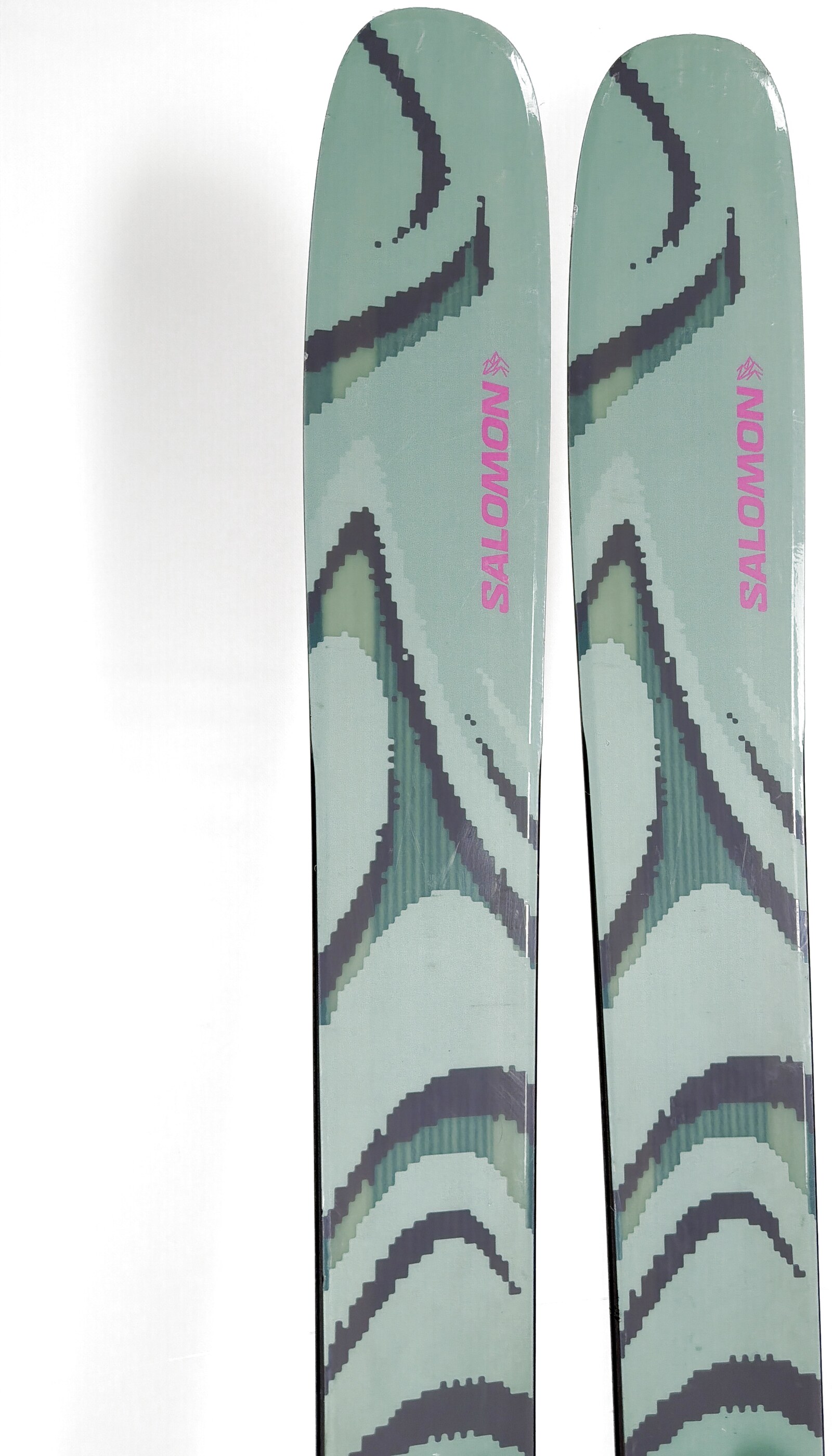 2026 Salomon QST 100 Skis Tip