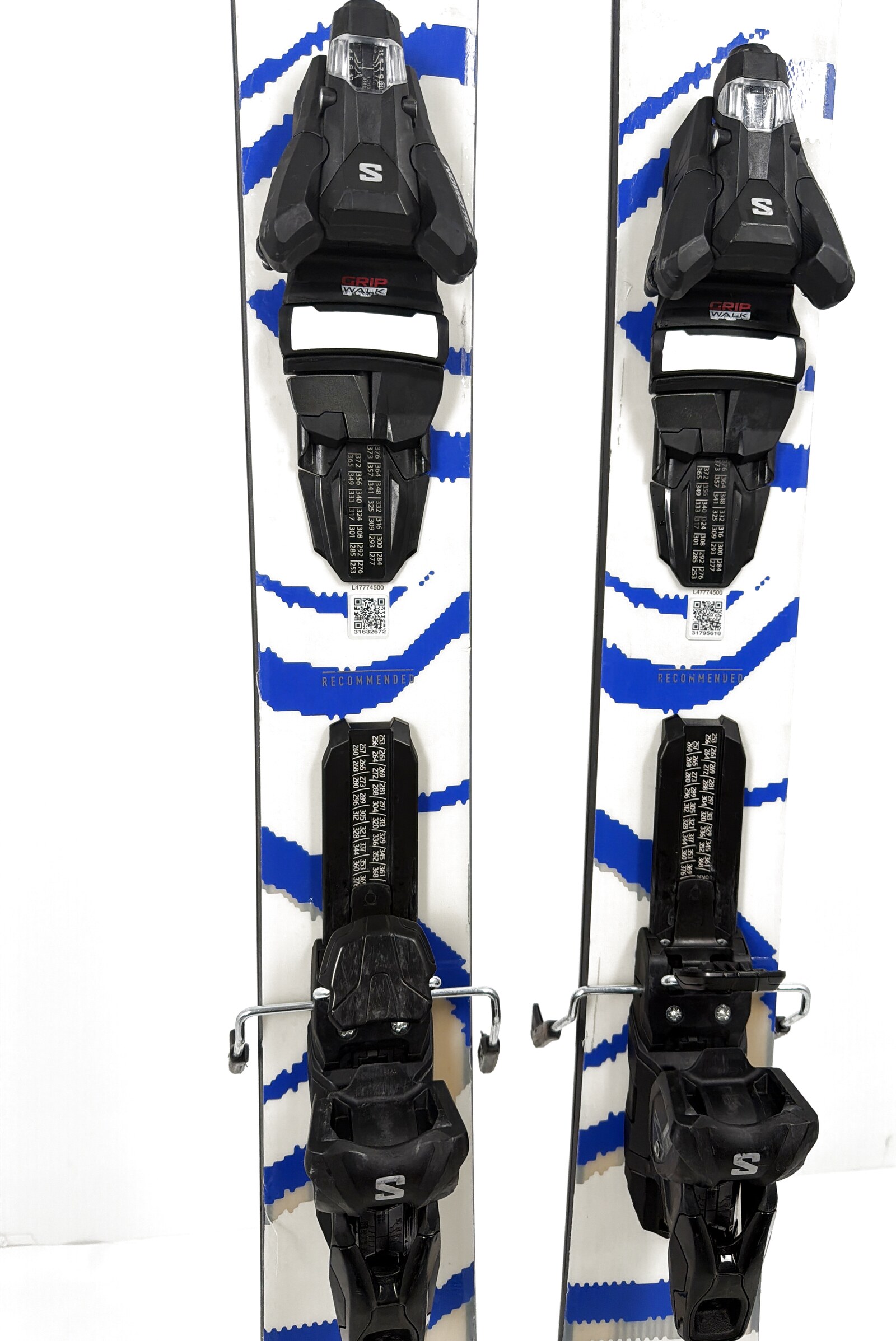 2026 Salomon QST 106 Skis Mid