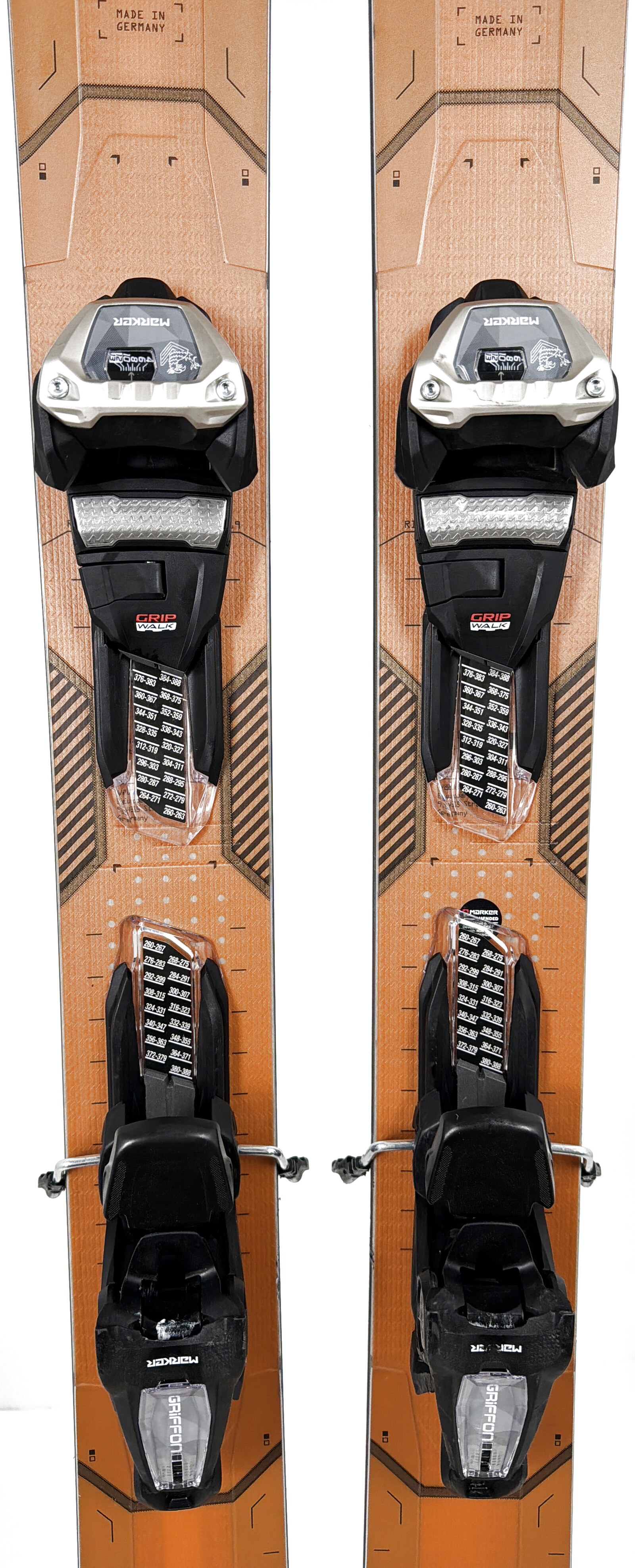 2026 Volkl Mantra 108 Skis Mid