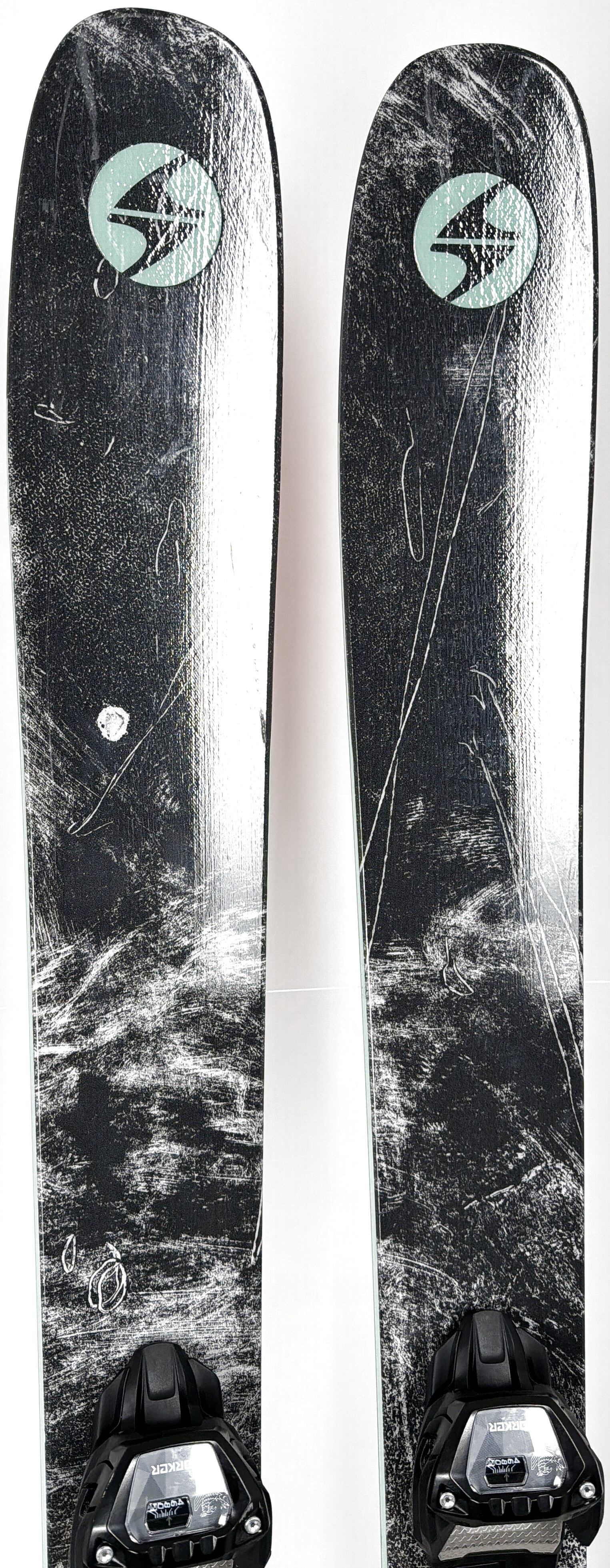 2027 Blizzard Canvas 108 Skis Tip