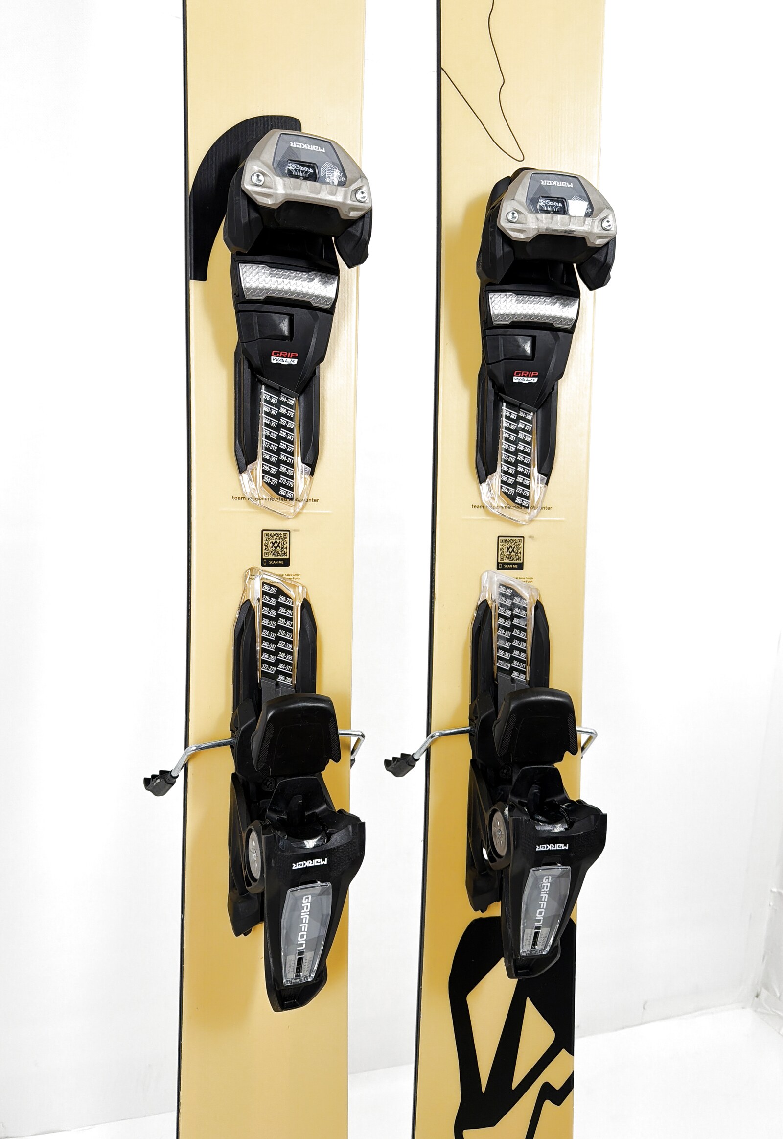2026 Volkl Revolt 121 Skis Mid