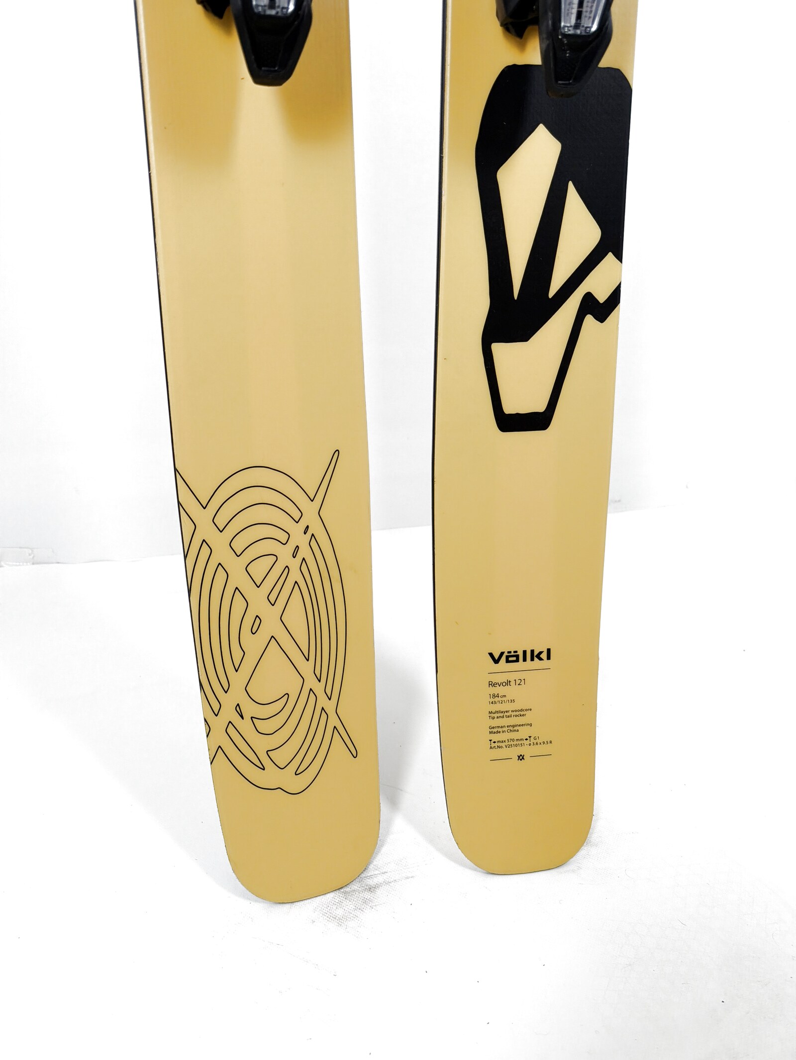 2026 Volkl Revolt 121 Skis Tail