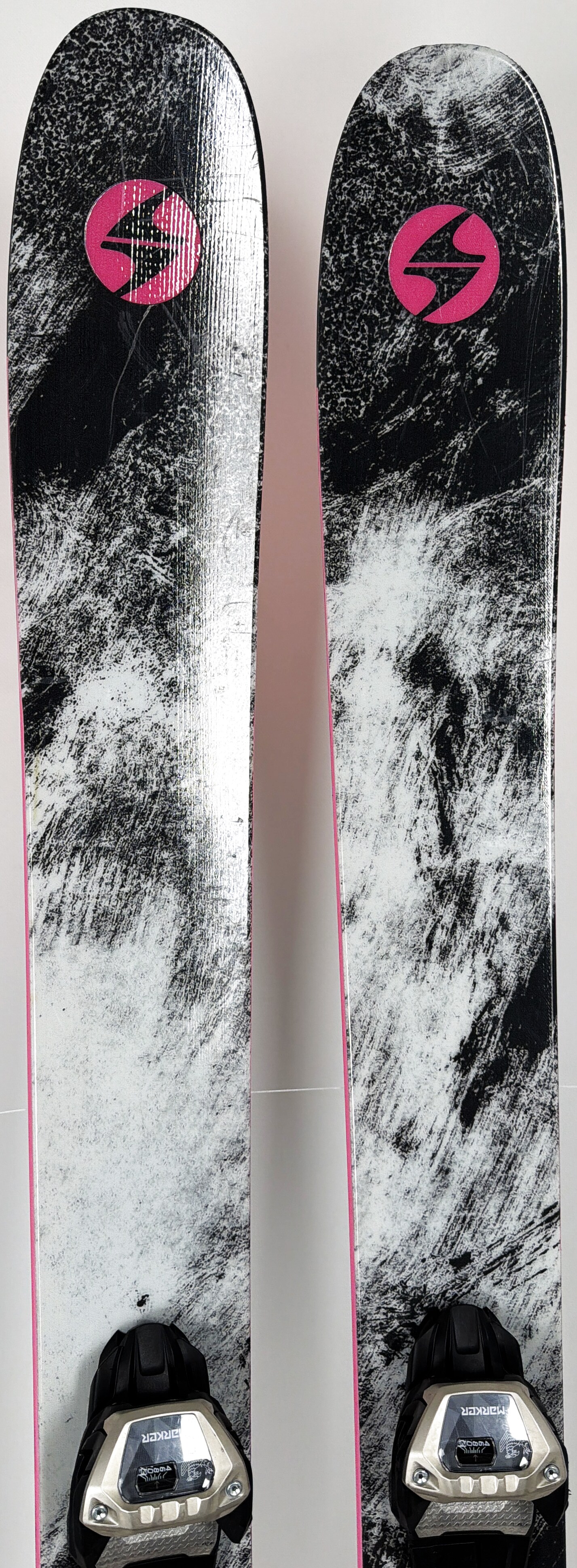2027 Blizzard Canvas 118 Skis Tip