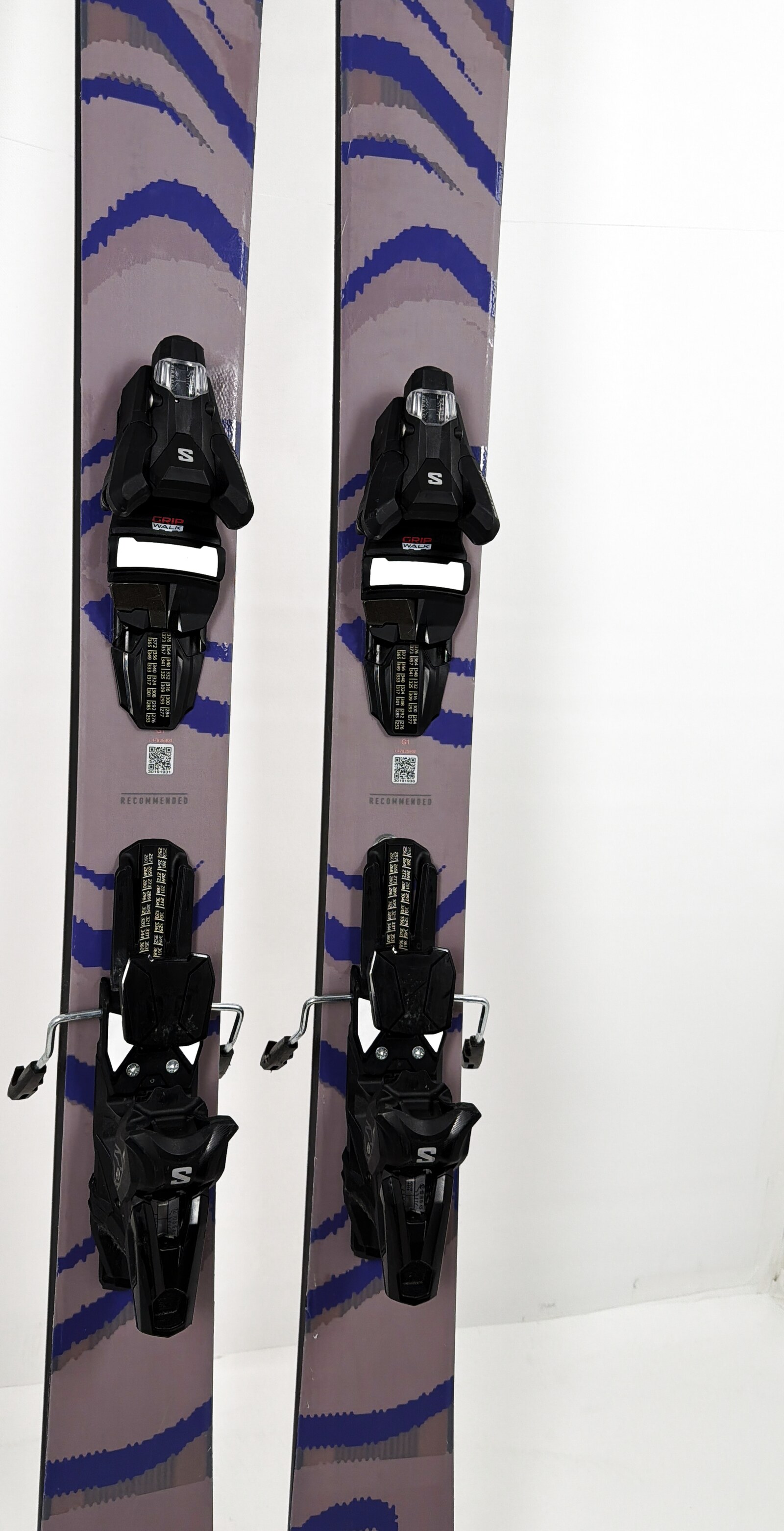 2026 Salomon QST 106 Skis Mid