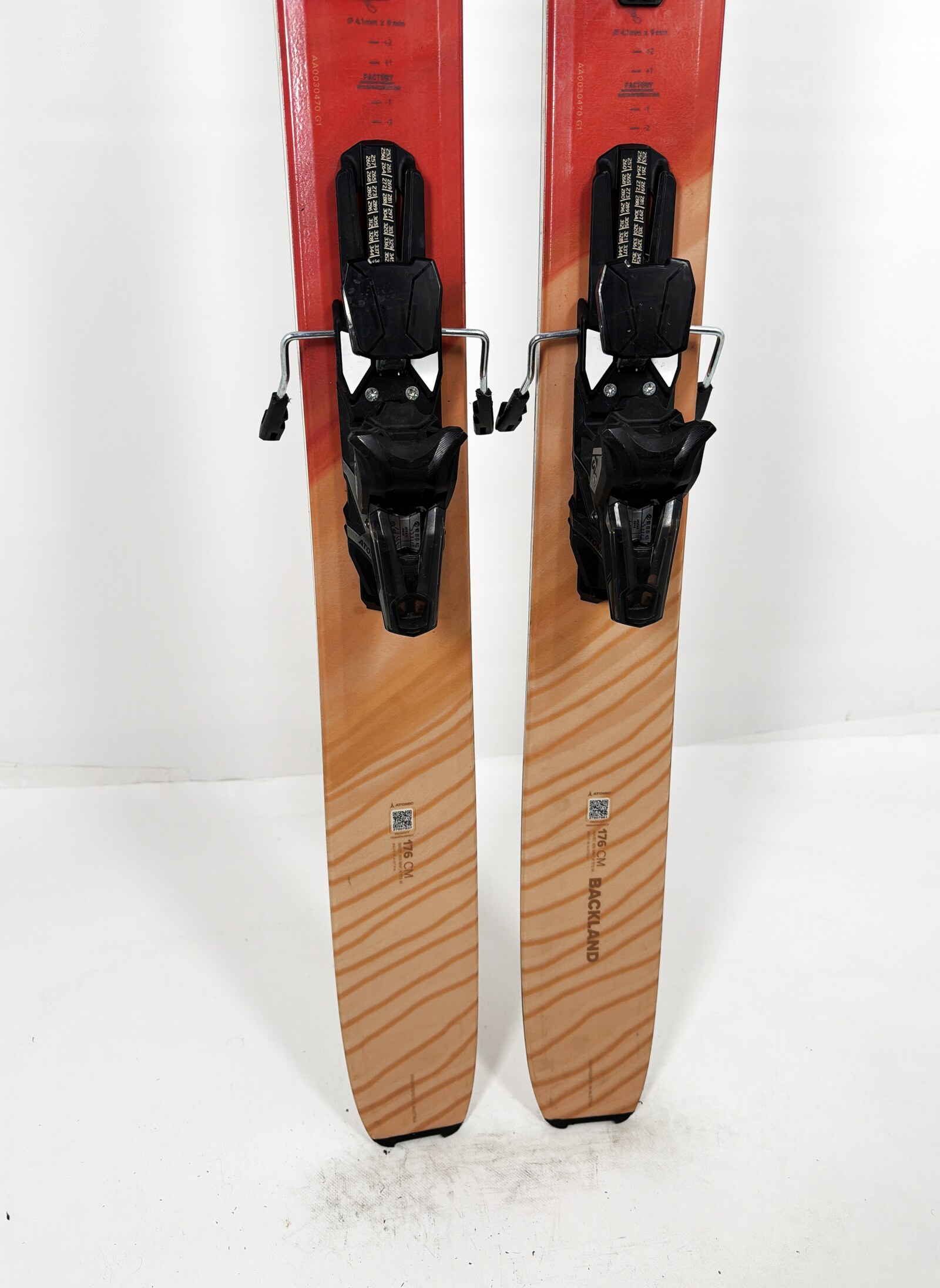 2026 Atomic Backland 108 W Skis Tail