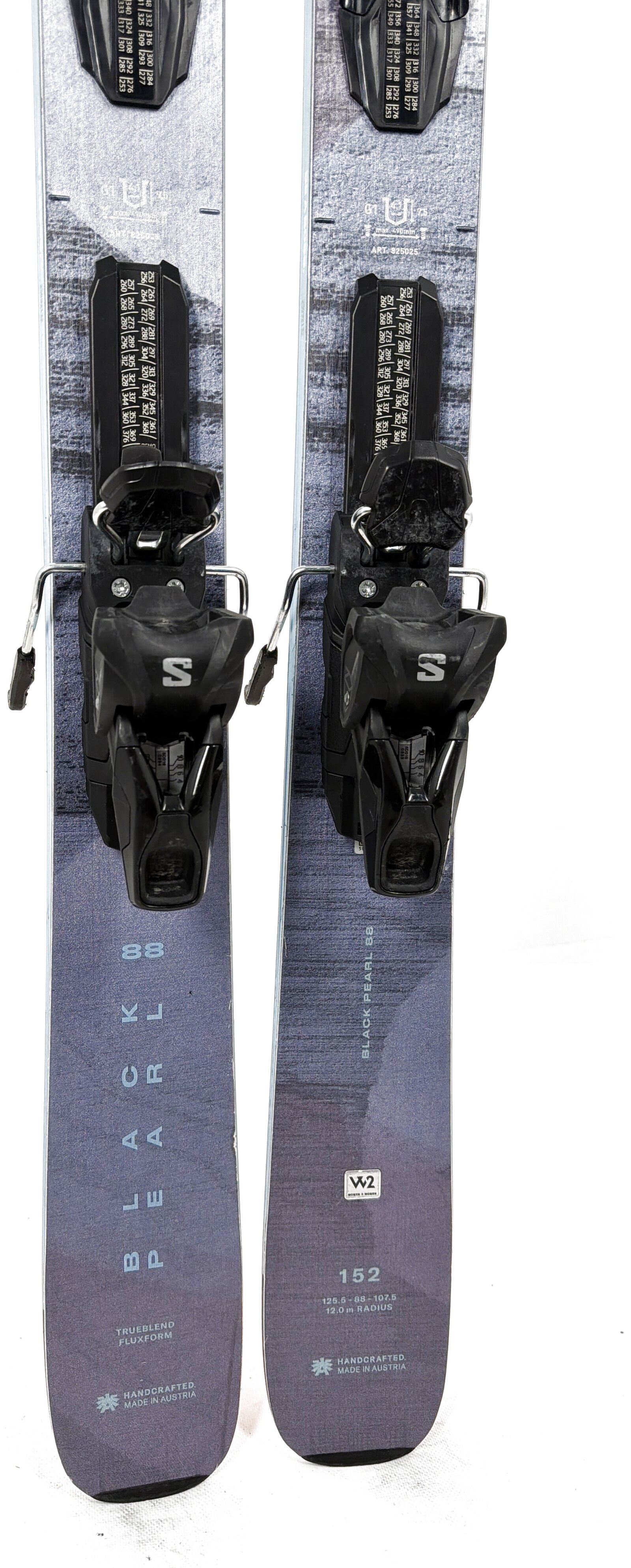 2026 Blizzard Black Pearl 88 Skis Tail