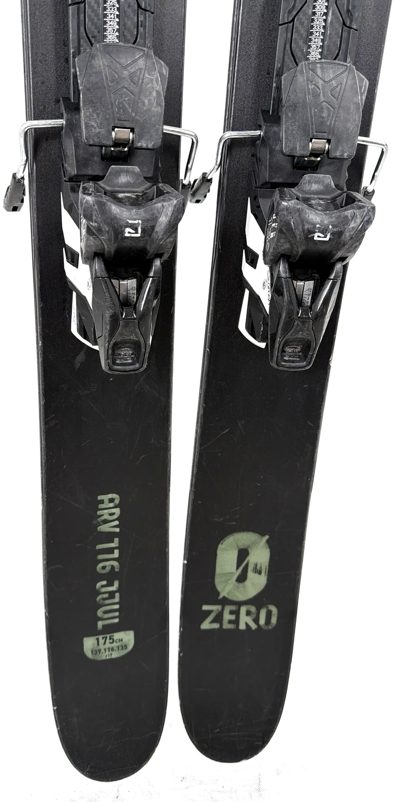 2025 Armada ARV 116 JJ UL Skis Tail