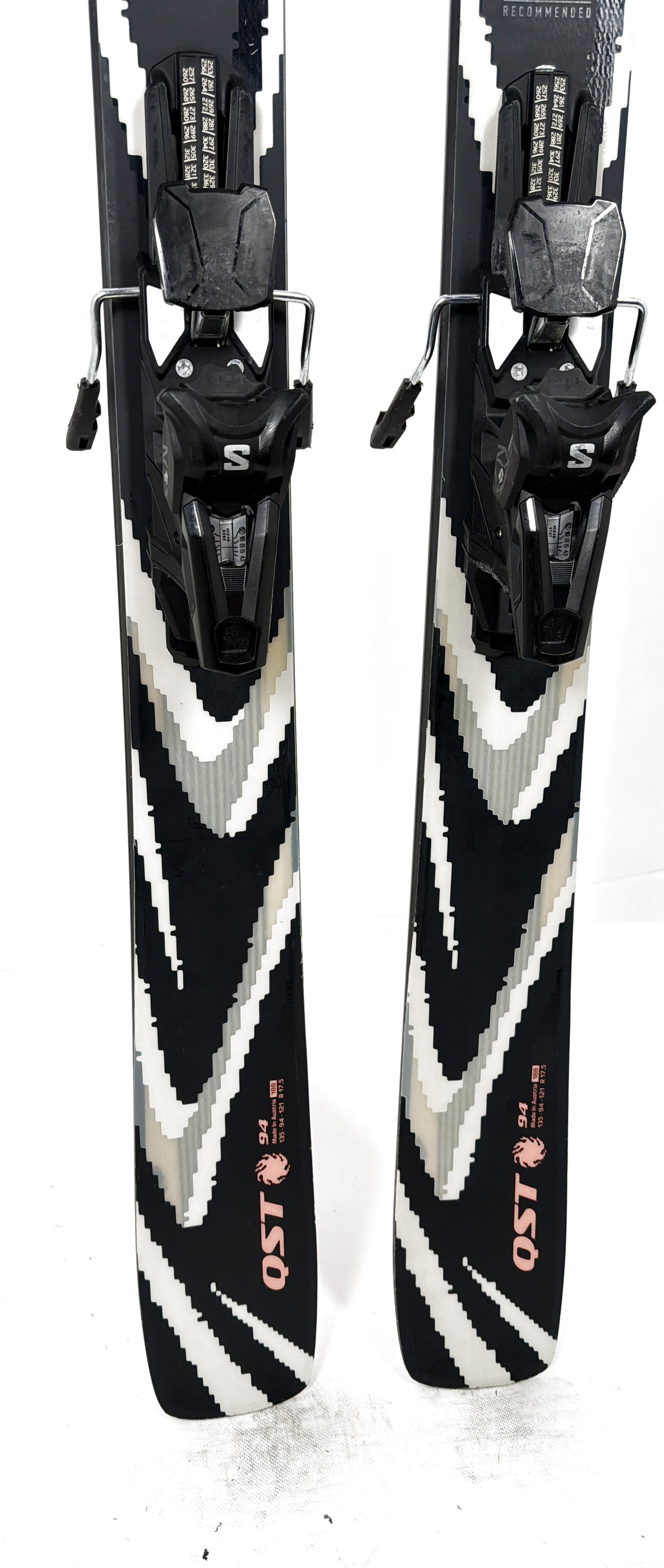 2026 Salomon QST 94 Skis Tail