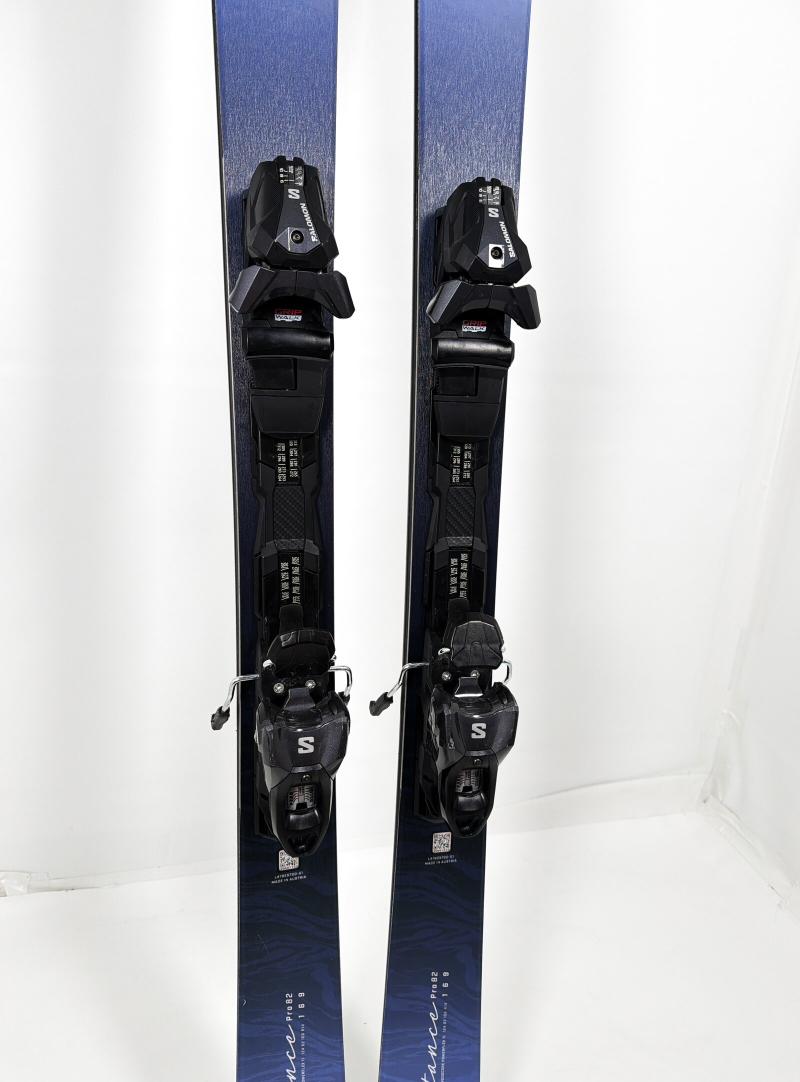 2026 Salomon Stance Pro 82 W Skis Mid
