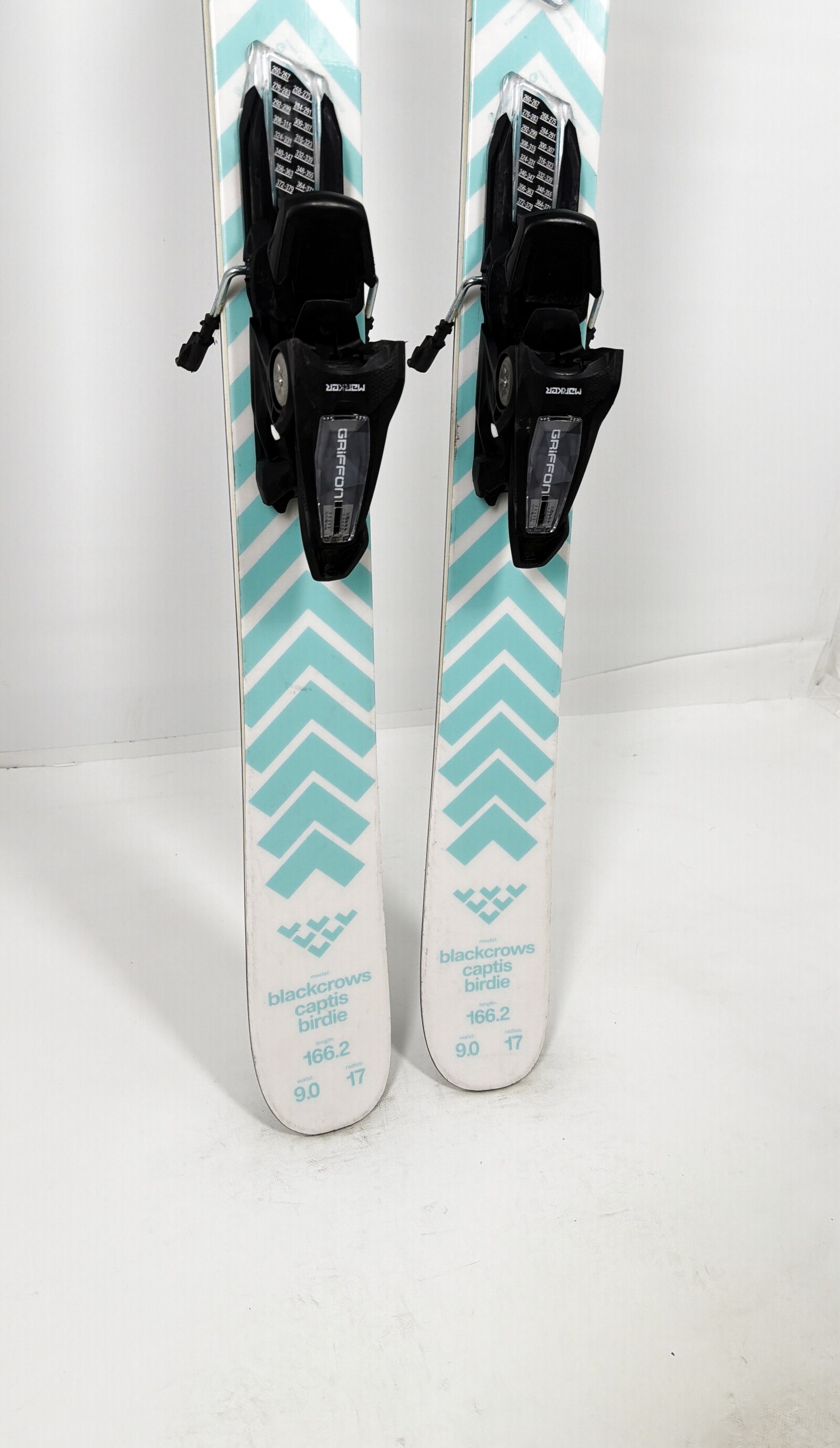 2027 Black Crows Captis Birdie Skis Tail