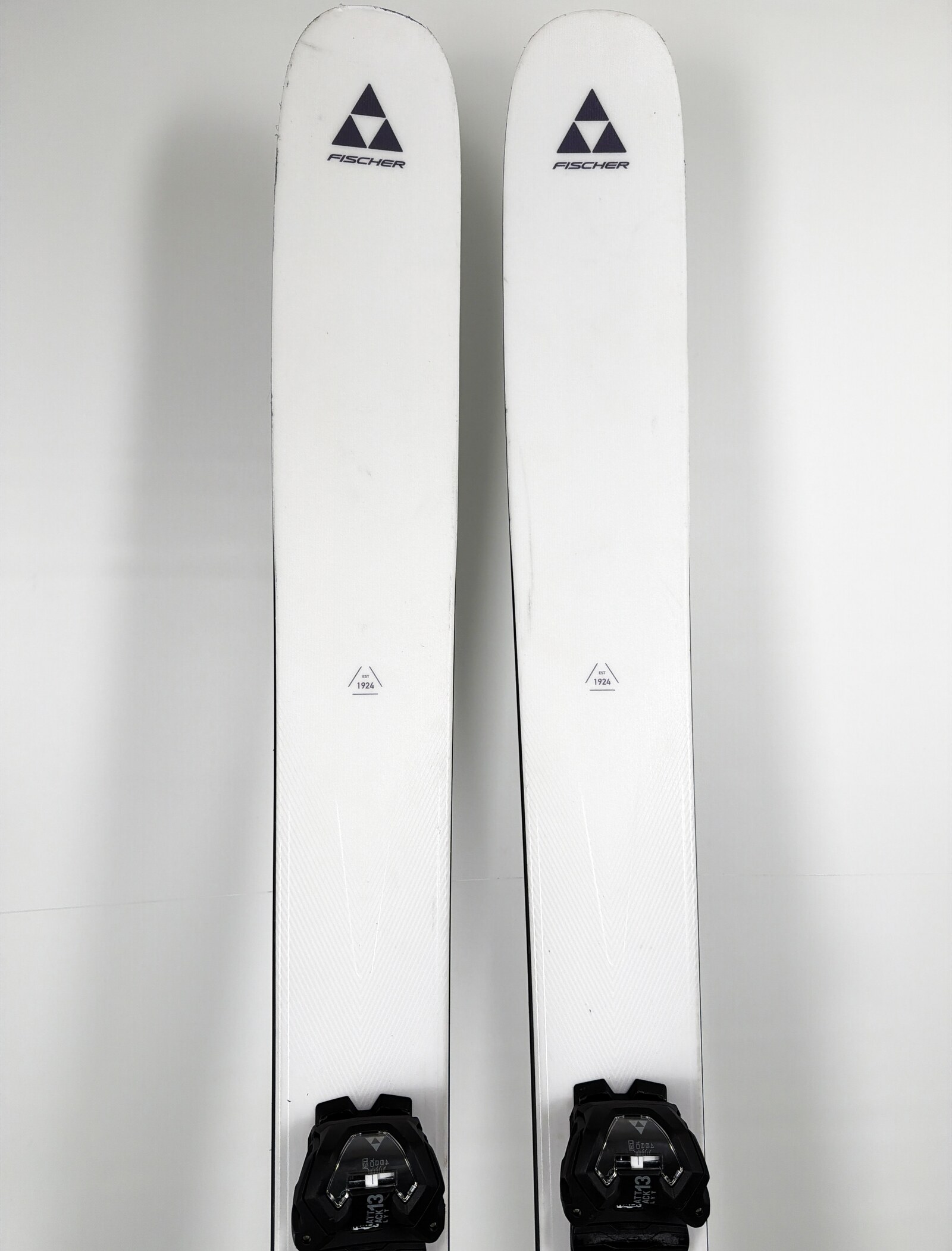 2027 Fischer Nothing Skis Tip