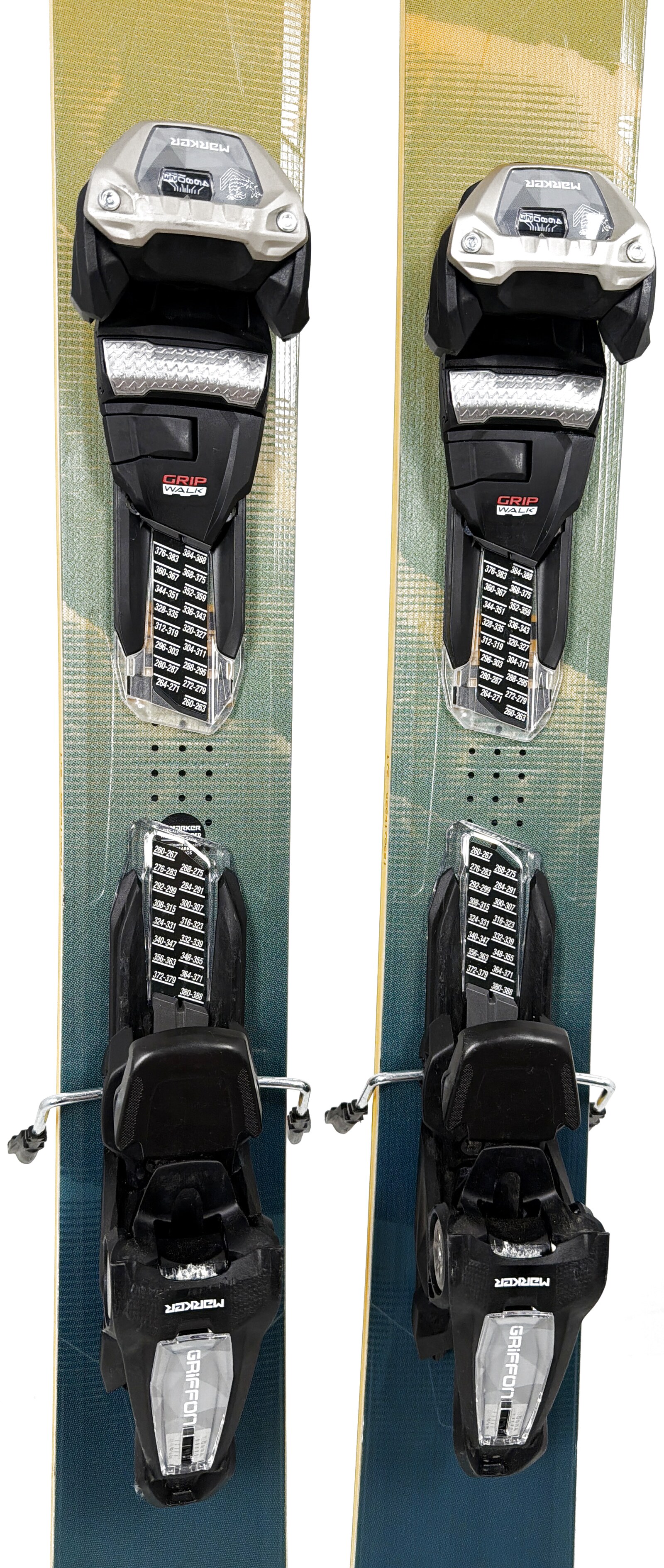 2027 Volkl Blaze 104 Skis Mid