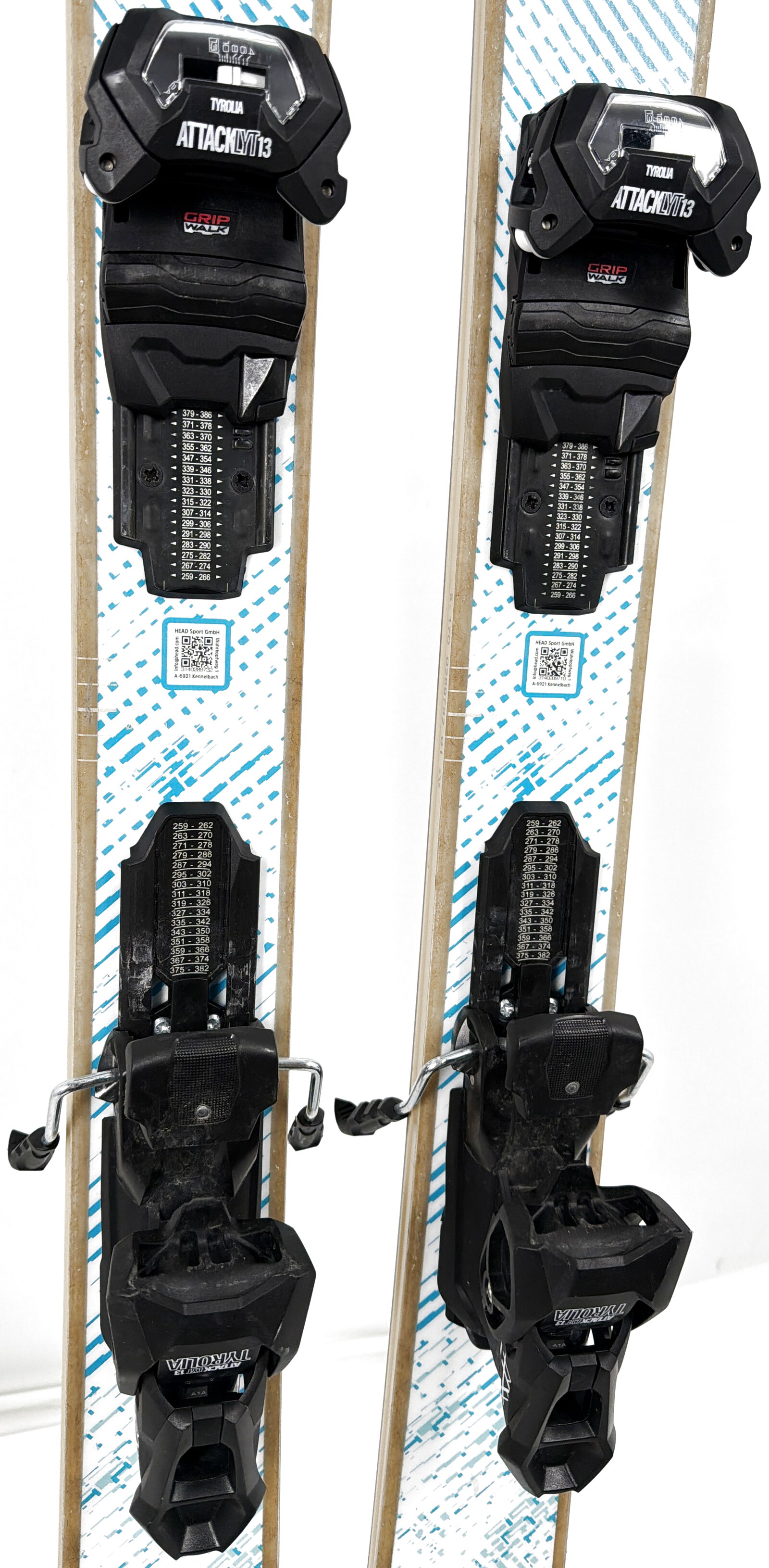 2027 Head Kore 93 Ti W Skis Mid