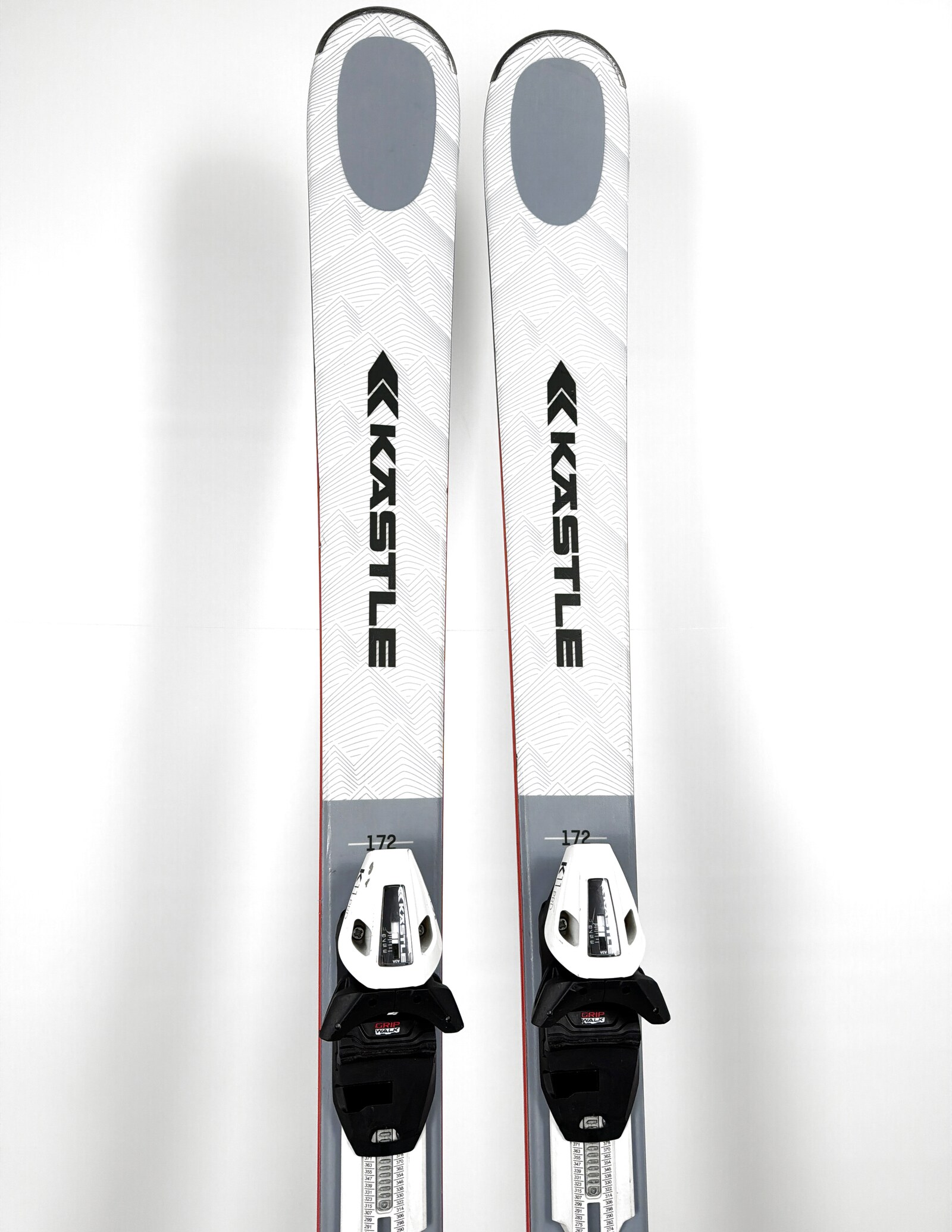 2026 Kastle DX84 Skis Tip