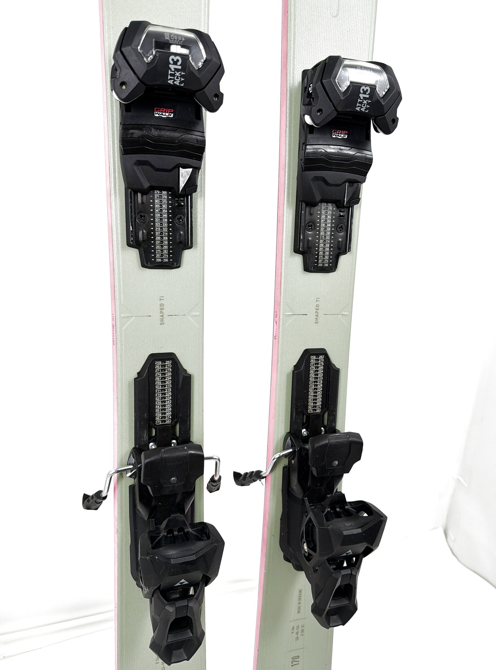 2026 Fischer Ranger 90 Skis Mid