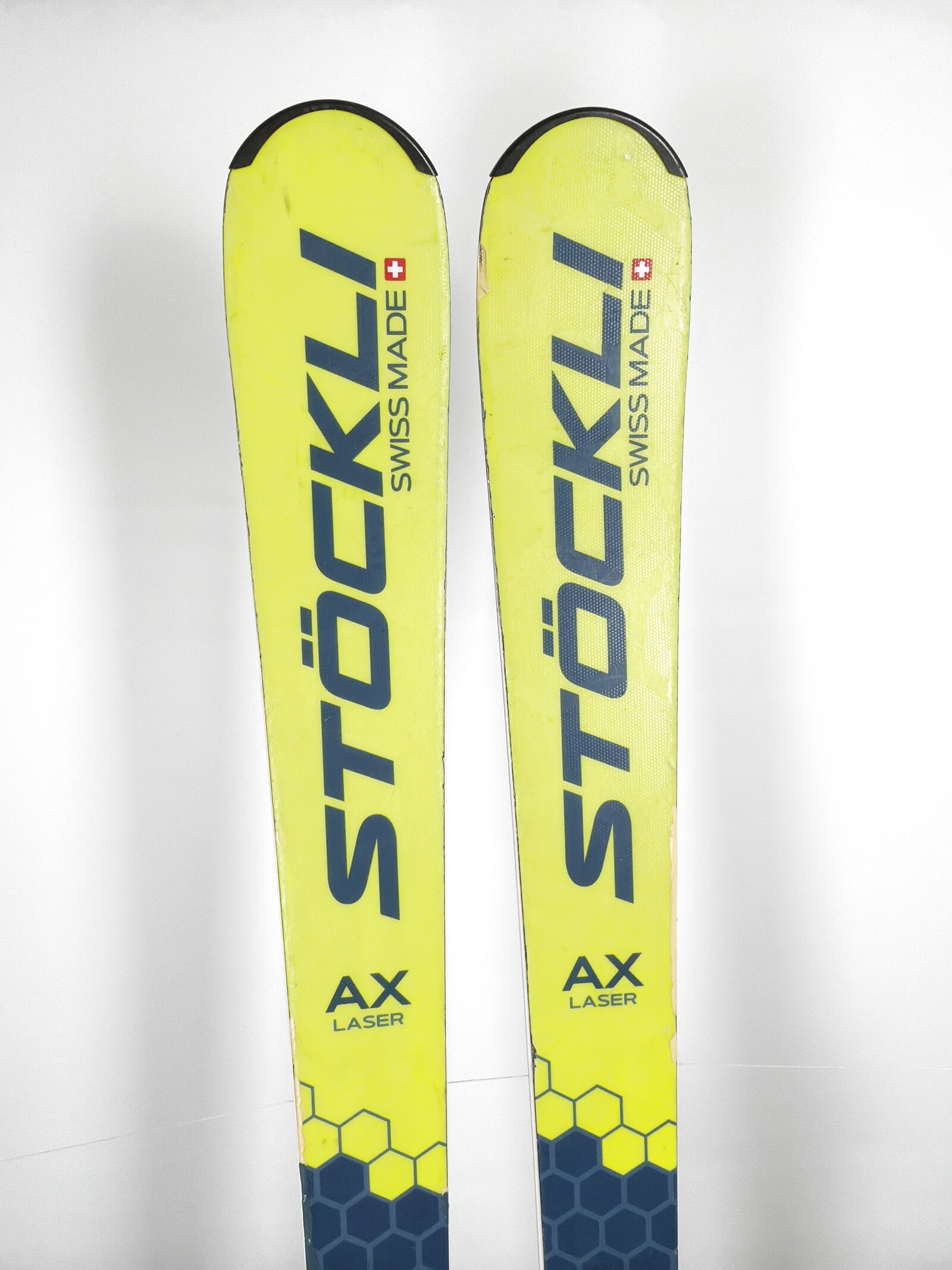 2022 Stockli Laser AX Skis Tip