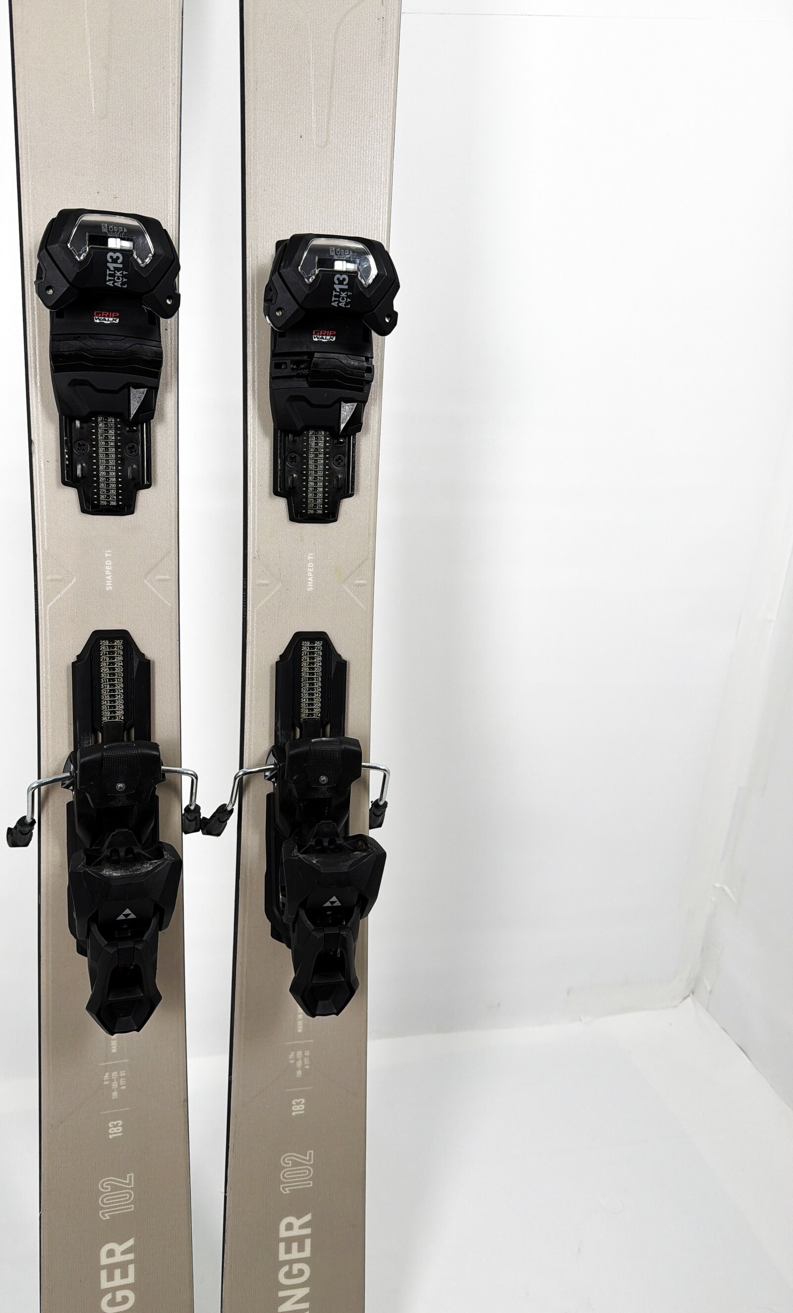 2026 Fischer Ranger 102 Skis Mid